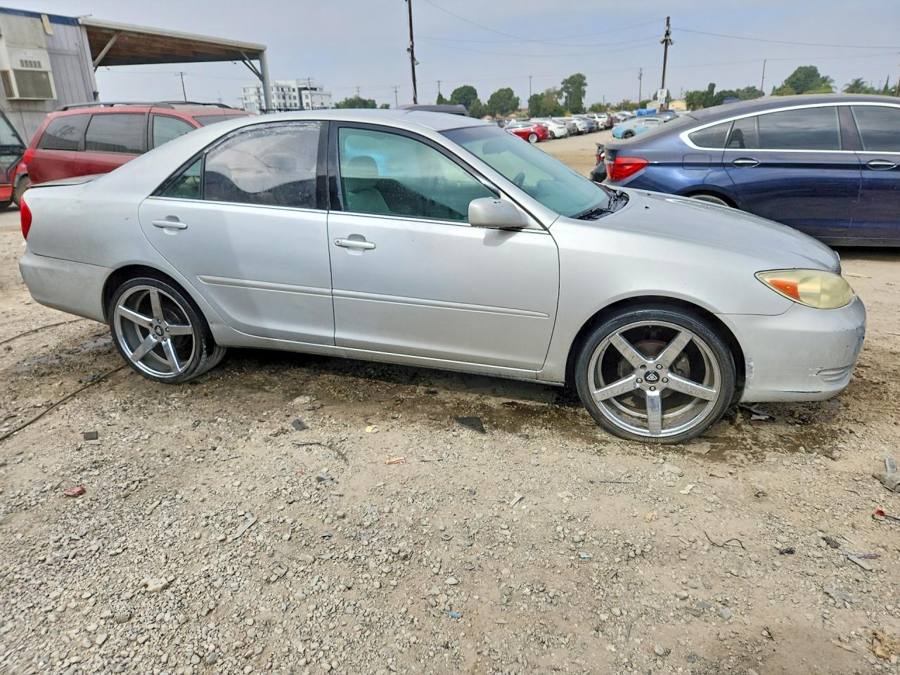 2004 Toyota Camry Le Silver vin: 4T1BE32K14U374055