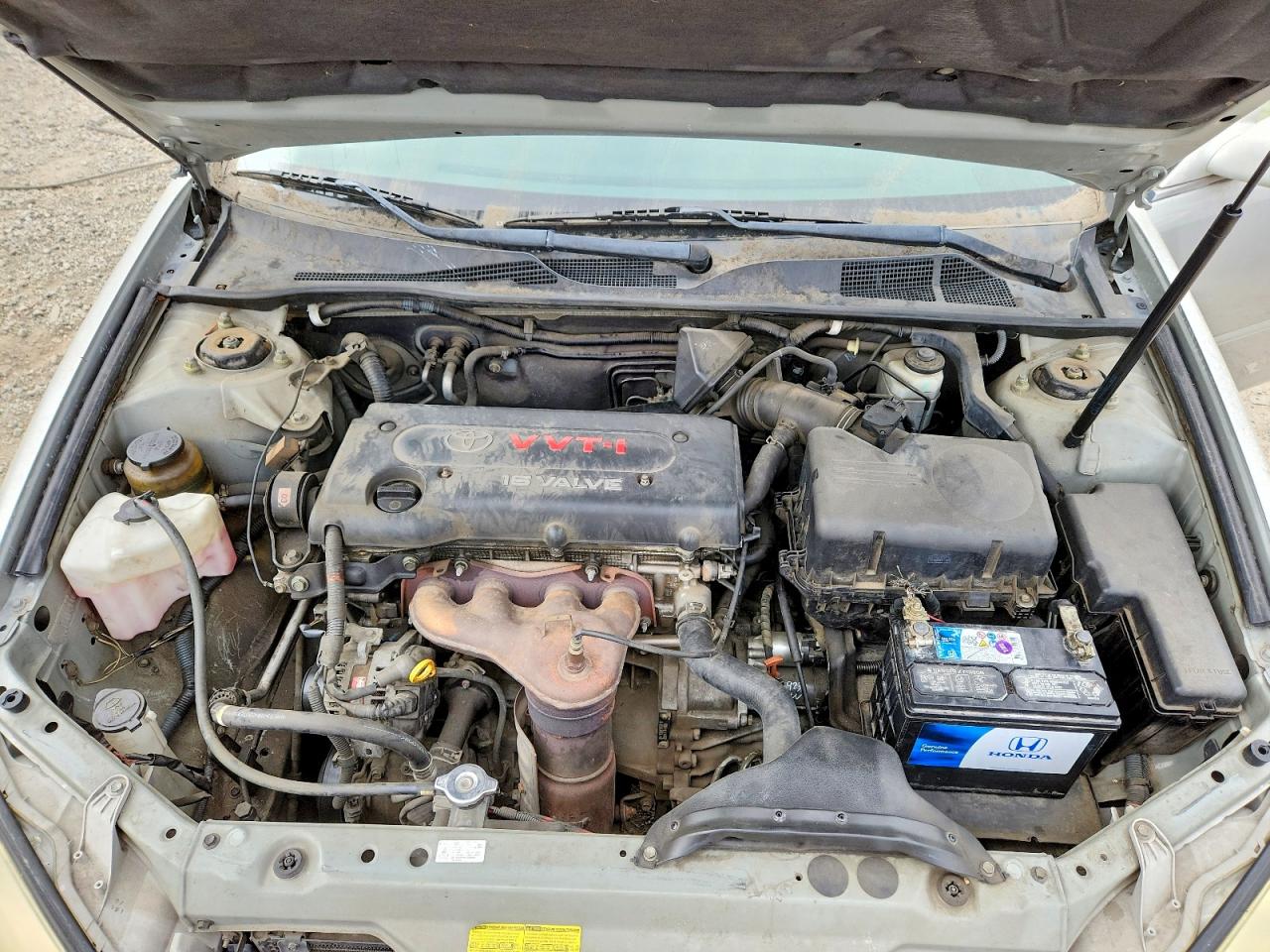 2004 Toyota Camry Le Silver vin: 4T1BE32K14U374055