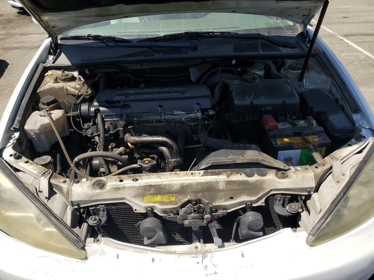 2004 Toyota Camry Le White vin: 4T1BE32K14U377313