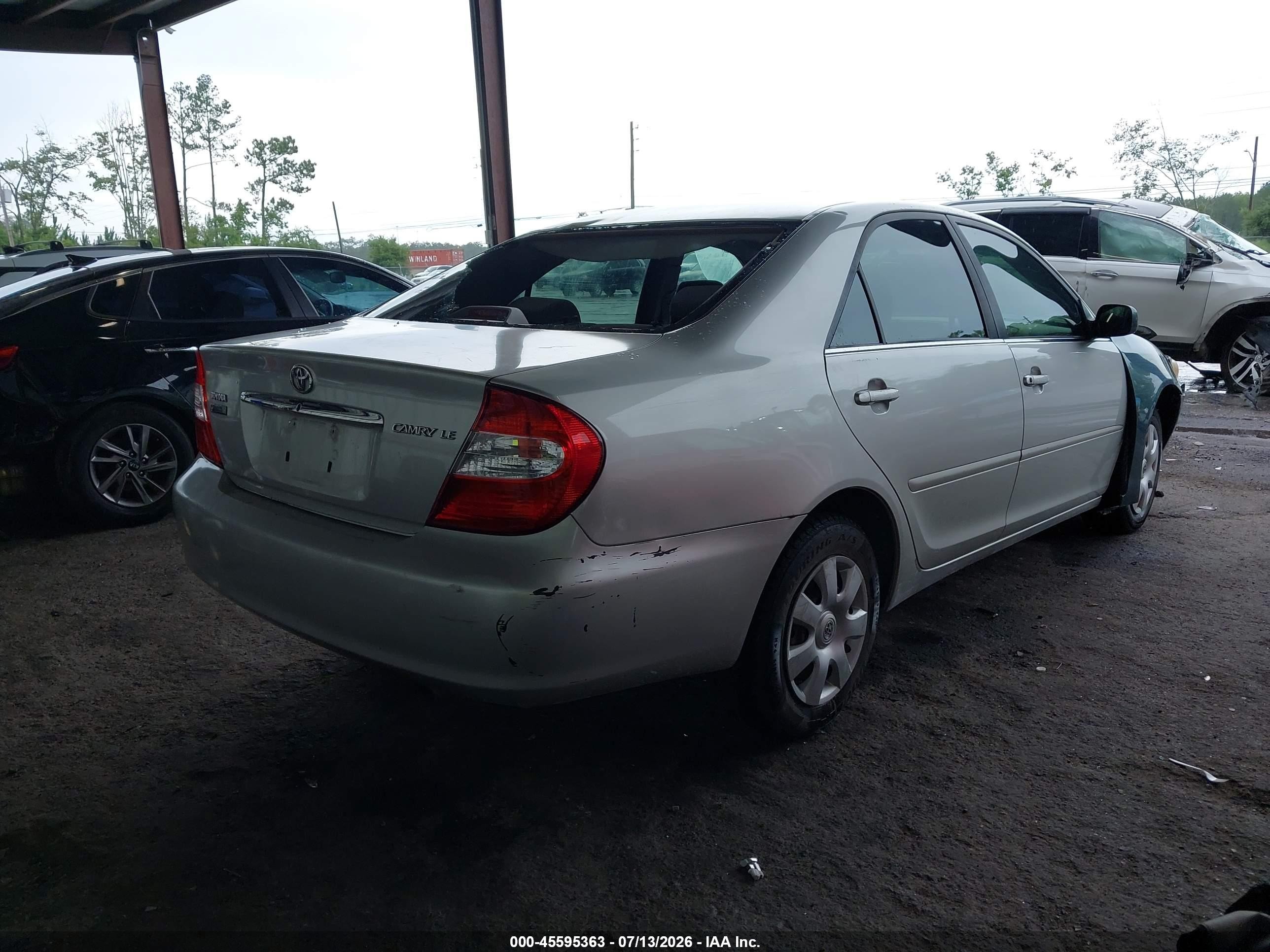 2004 Toyota Camry Le Tan vin: 4T1BE32K14U804148