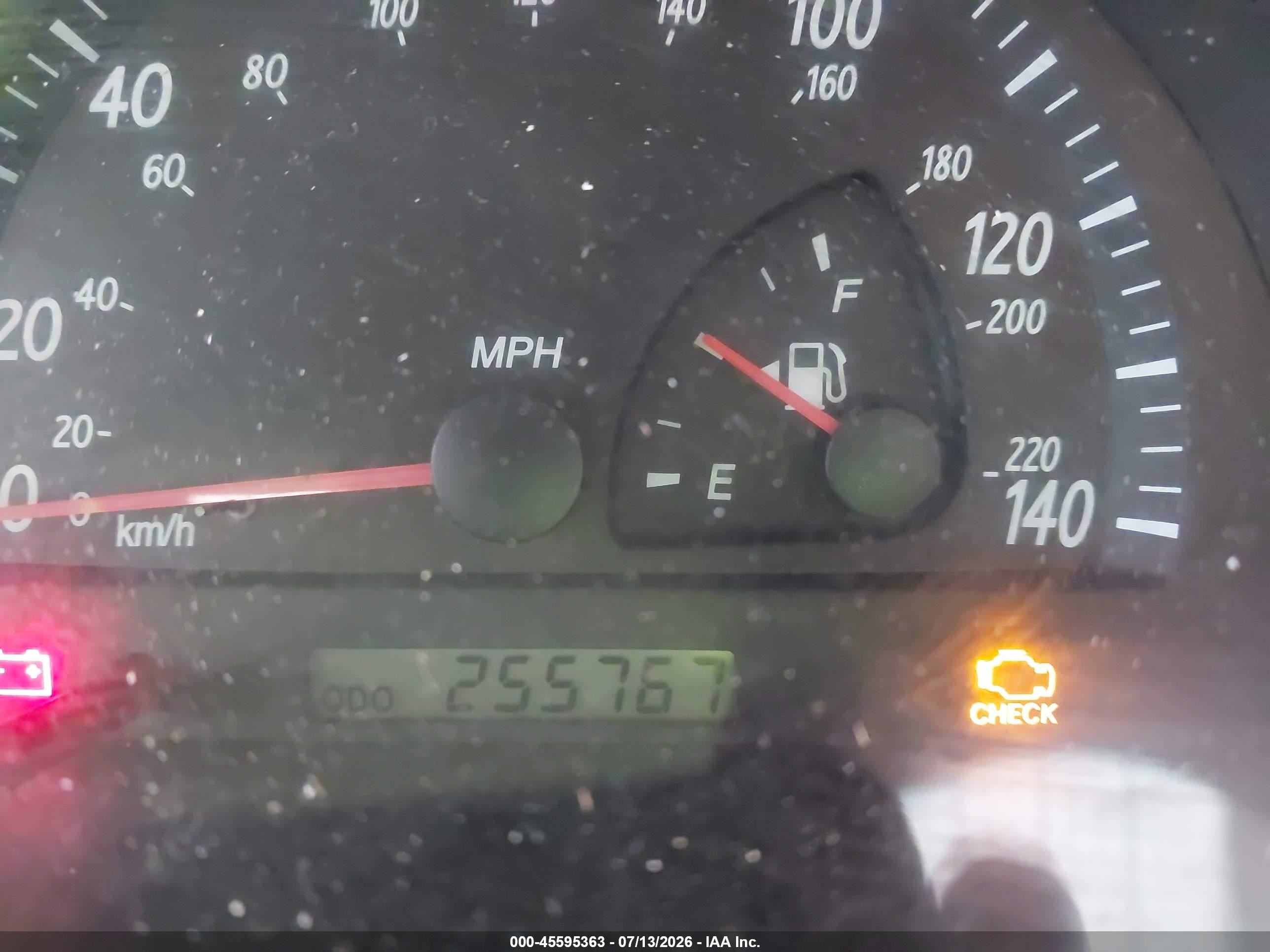 2004 Toyota Camry Le Tan vin: 4T1BE32K14U804148