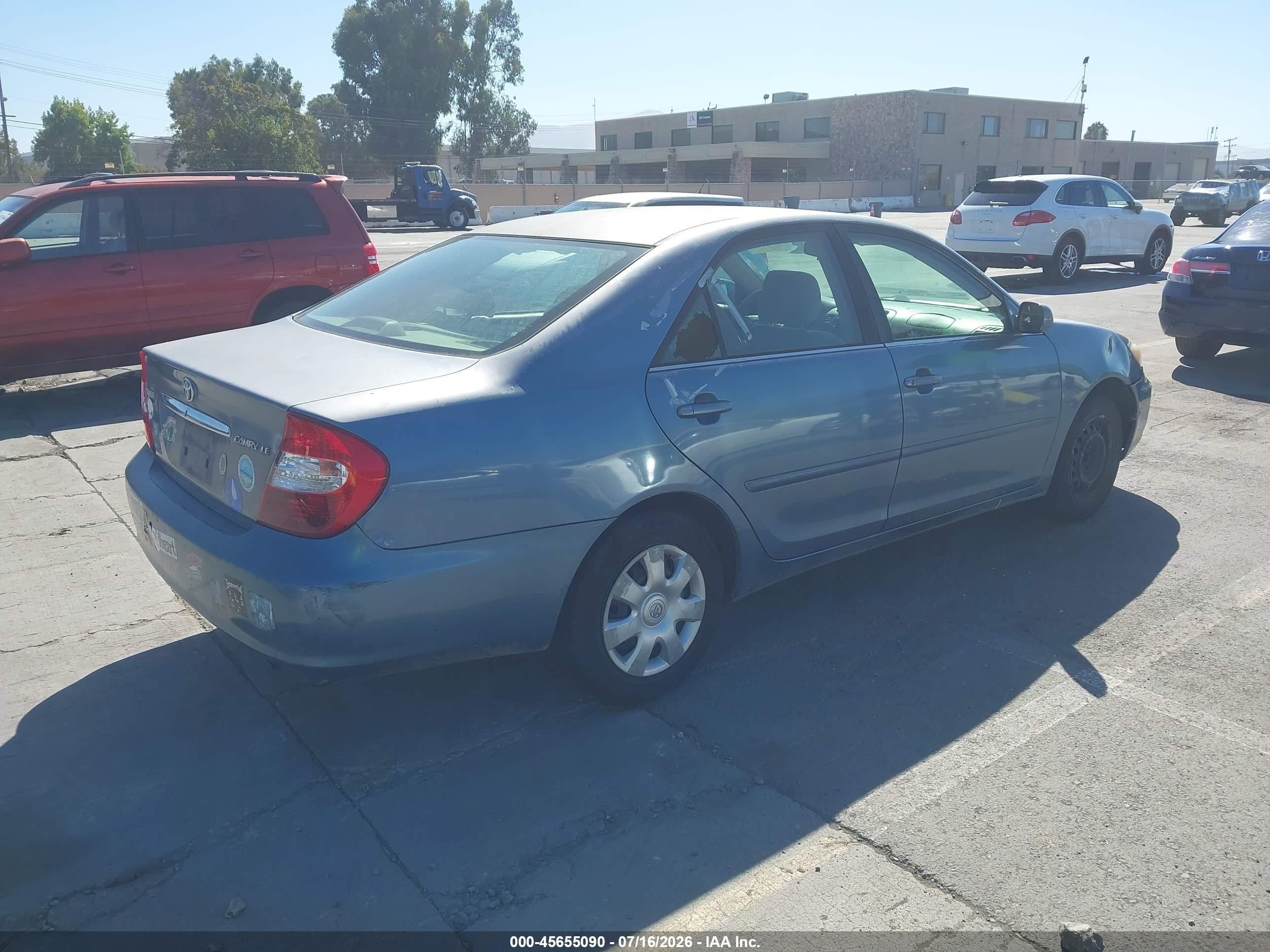 2004 Toyota Camry Le Blue vin: 4T1BE32K14U804506