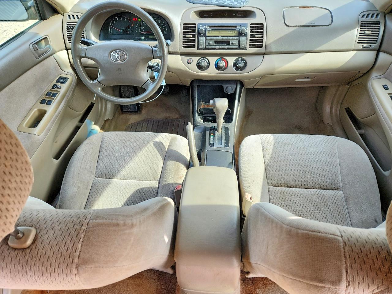 2004 Toyota Camry Le Silver vin: 4T1BE32K14U809768