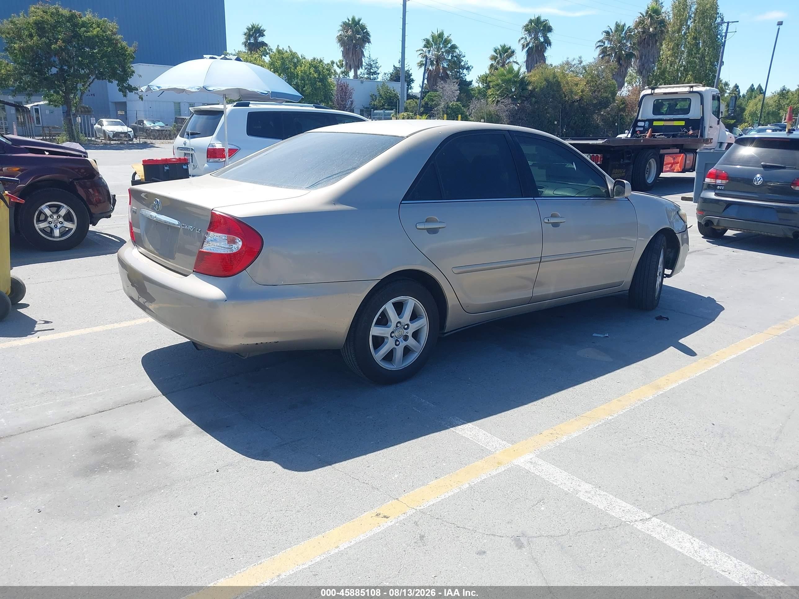 2004 Toyota Camry Le Brown vin: 4T1BE32K14U827462