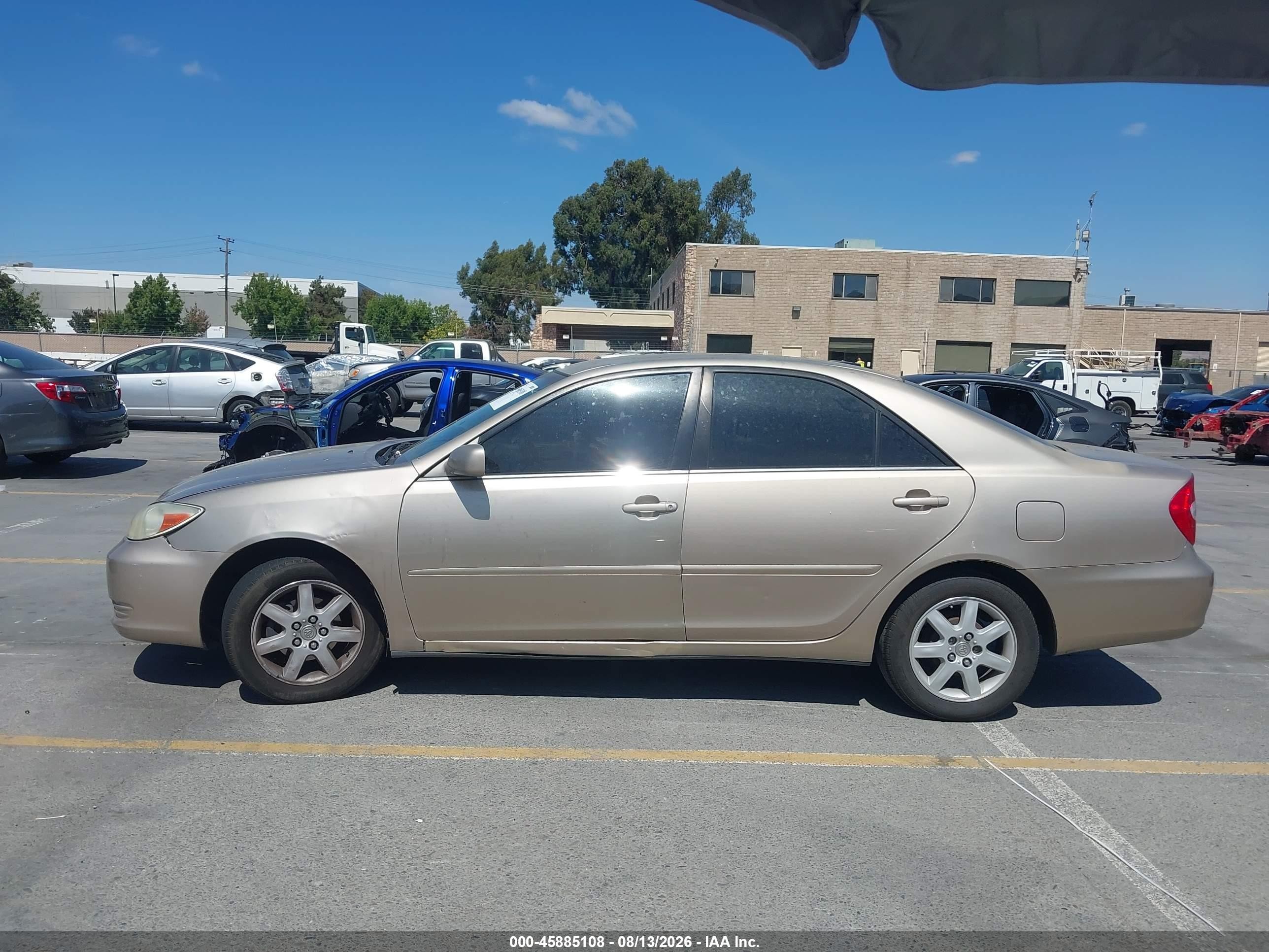 2004 Toyota Camry Le Brown vin: 4T1BE32K14U827462