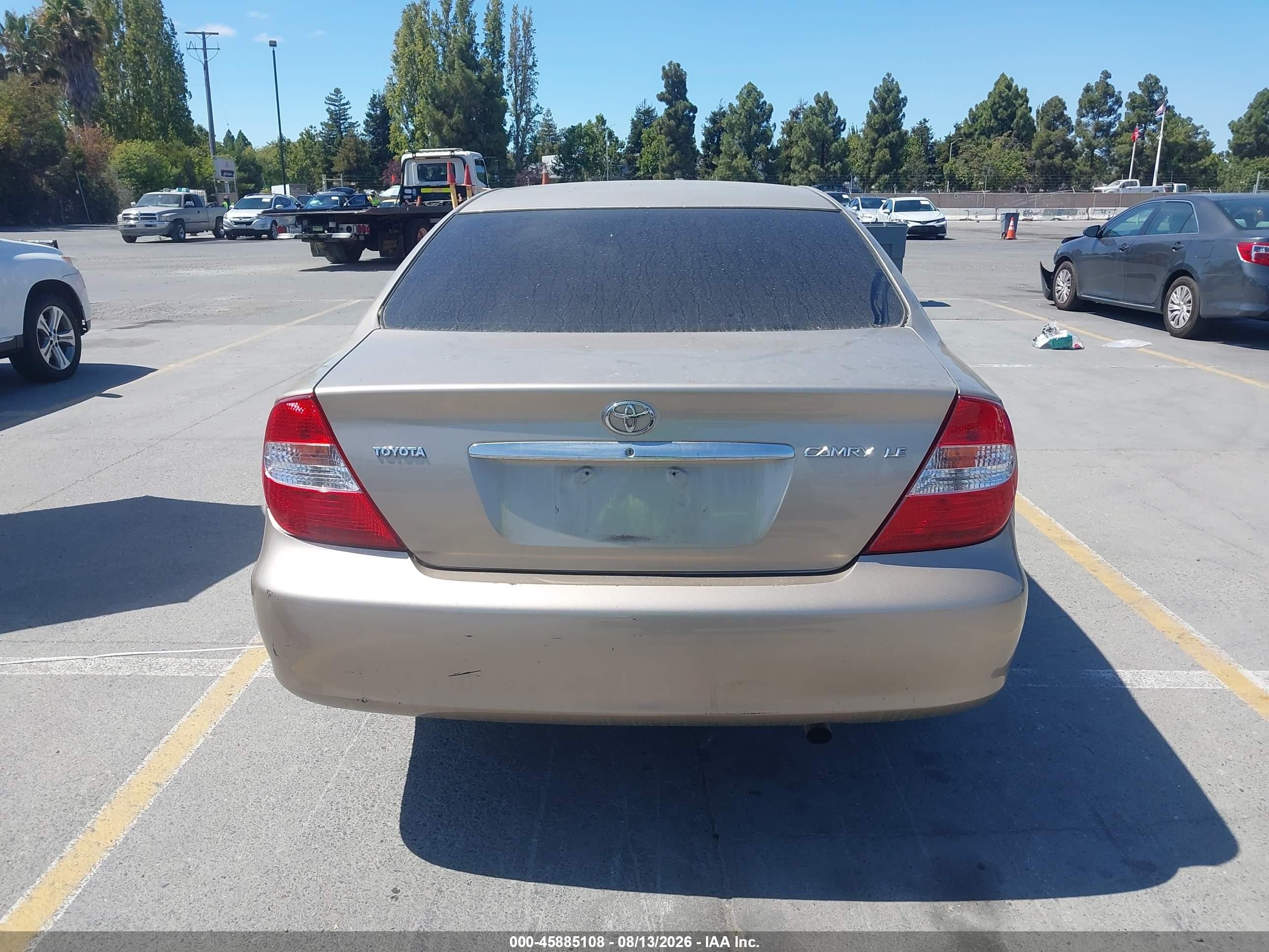 2004 Toyota Camry Le Brown vin: 4T1BE32K14U827462