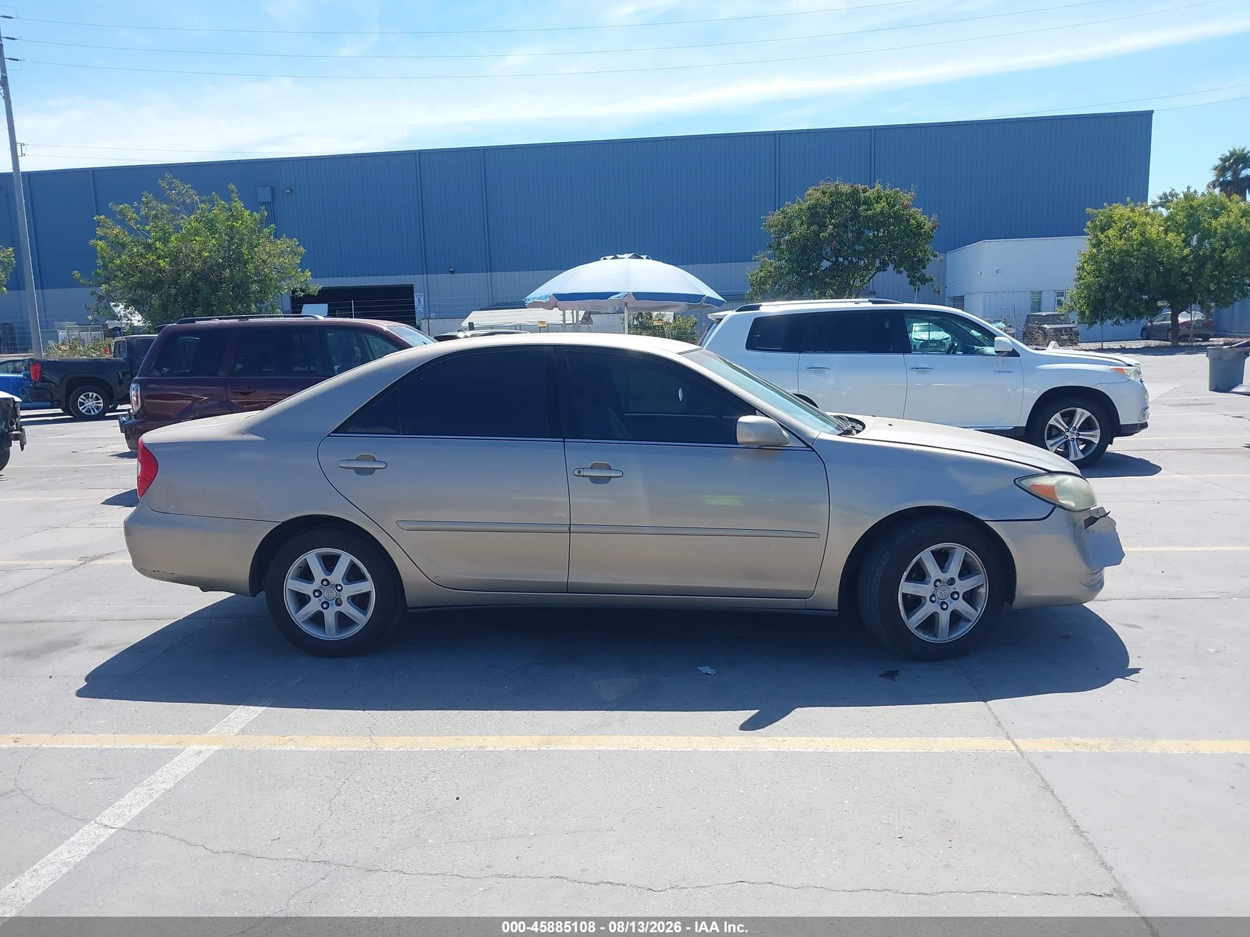 2004 Toyota Camry Le Brown vin: 4T1BE32K14U827462