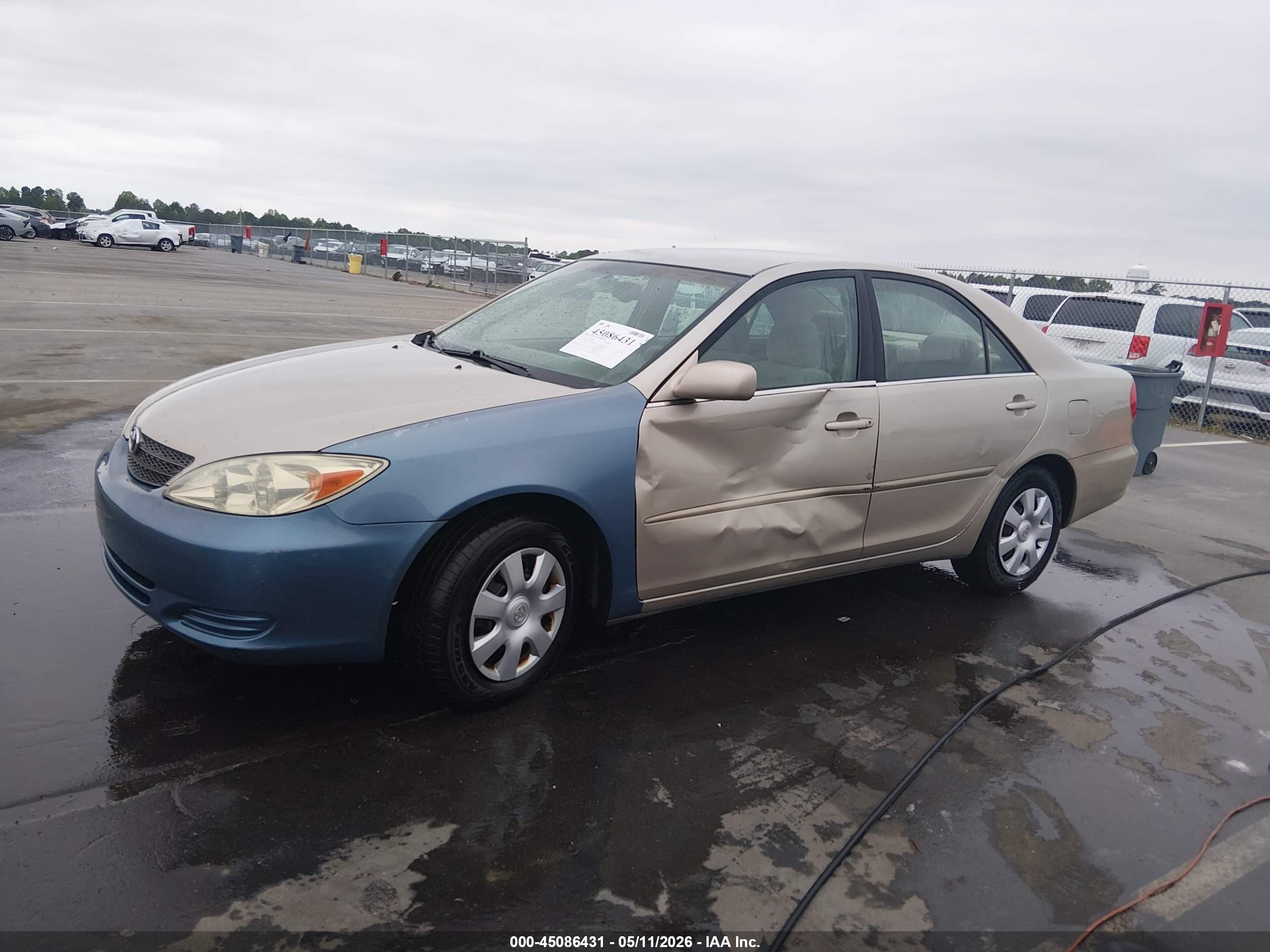 2004 Toyota Camry Le Cream vin: 4T1BE32K14U837604
