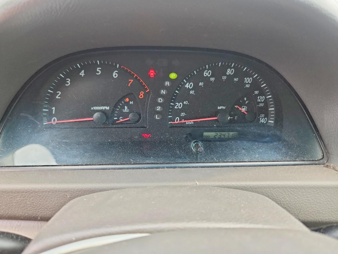 2004 Toyota Camry Le Silver vin: 4T1BE32K14U842155