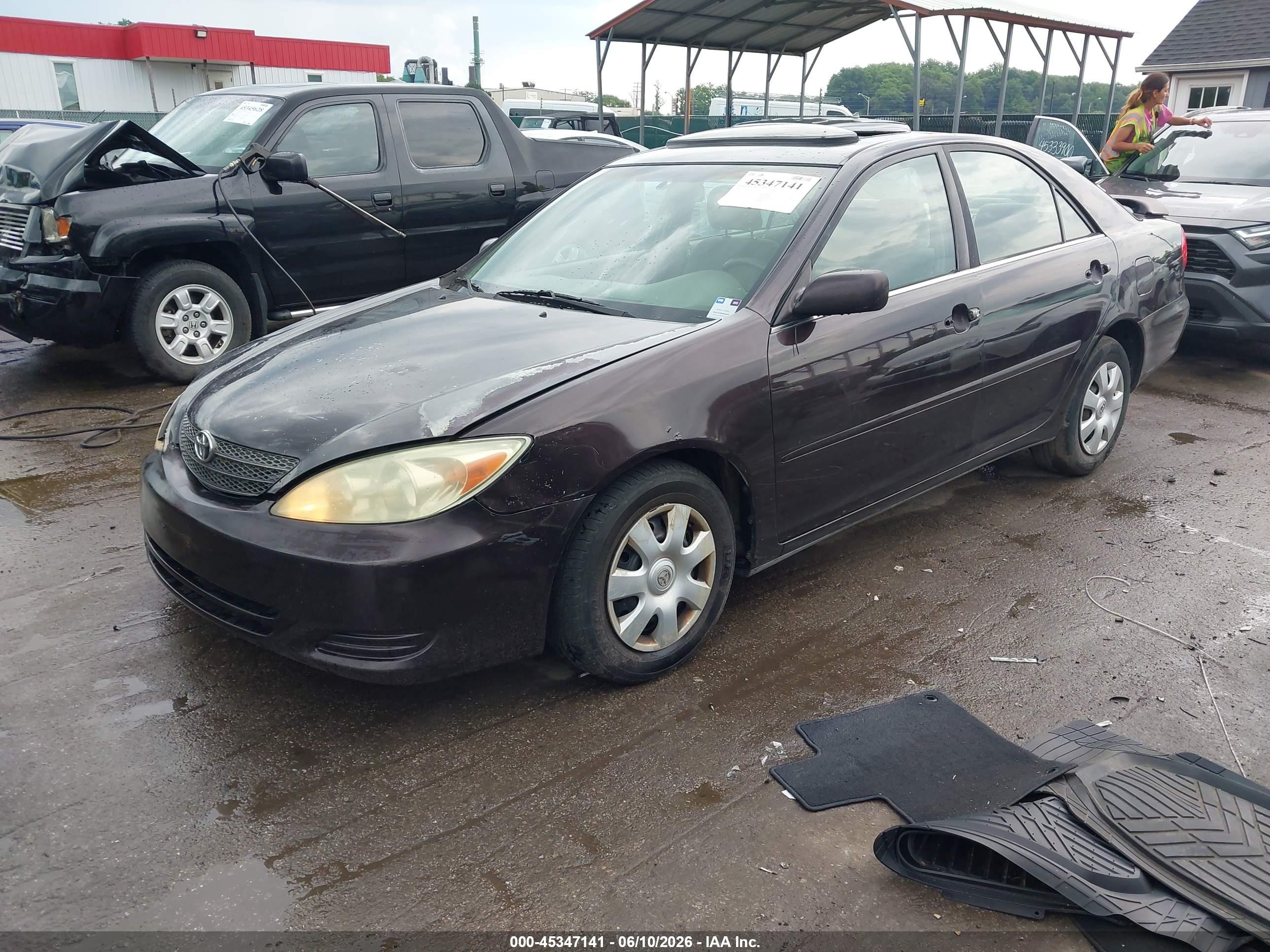 2004 Toyota Camry Le Purple vin: 4T1BE32K14U847114