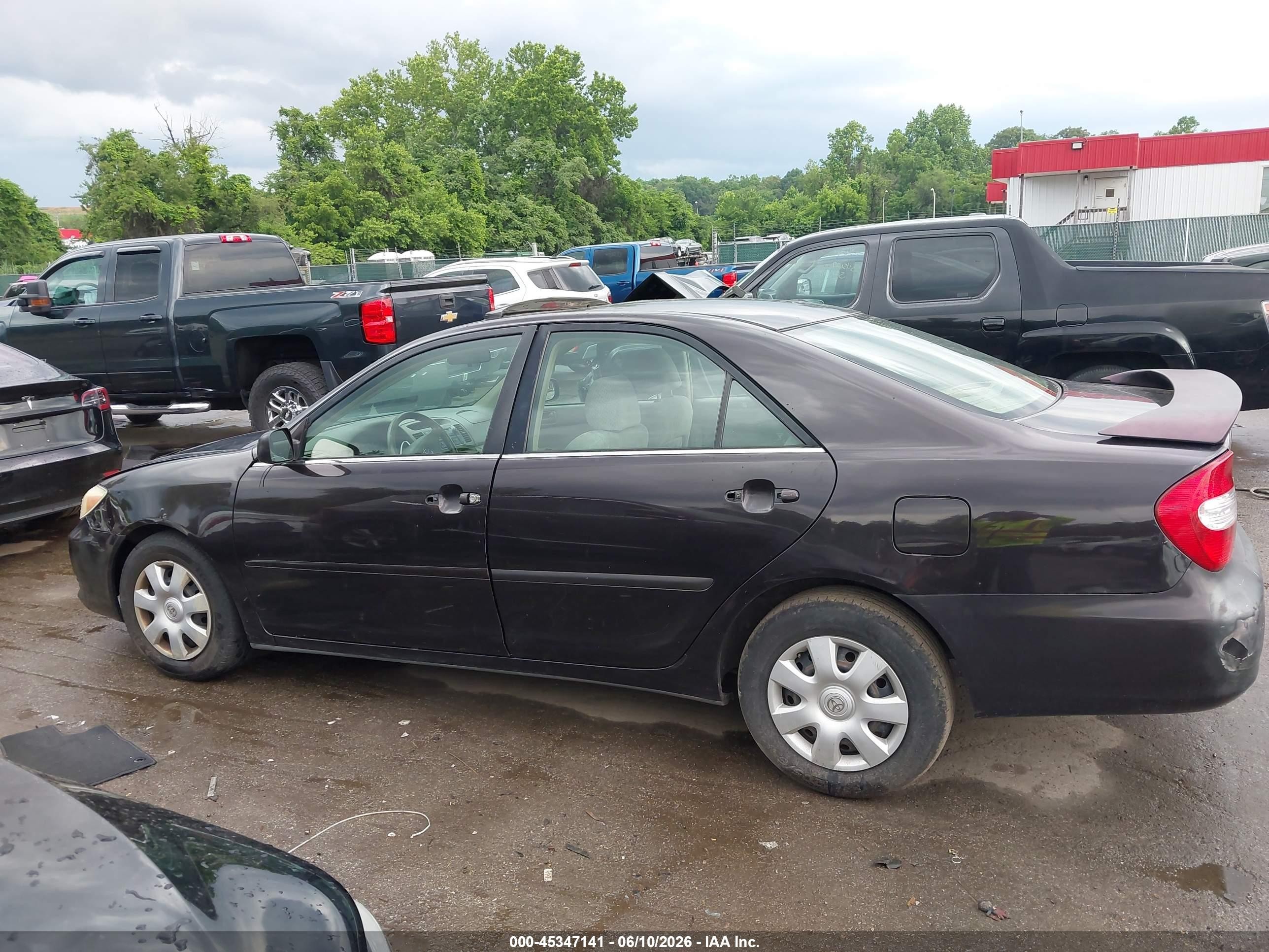2004 Toyota Camry Le Purple vin: 4T1BE32K14U847114