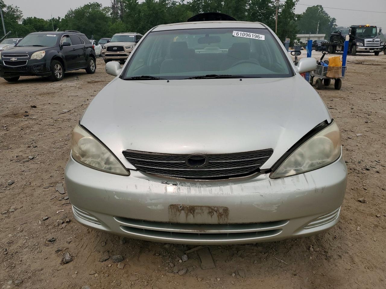 2004 Toyota Camry Le Silver vin: 4T1BE32K14U847386