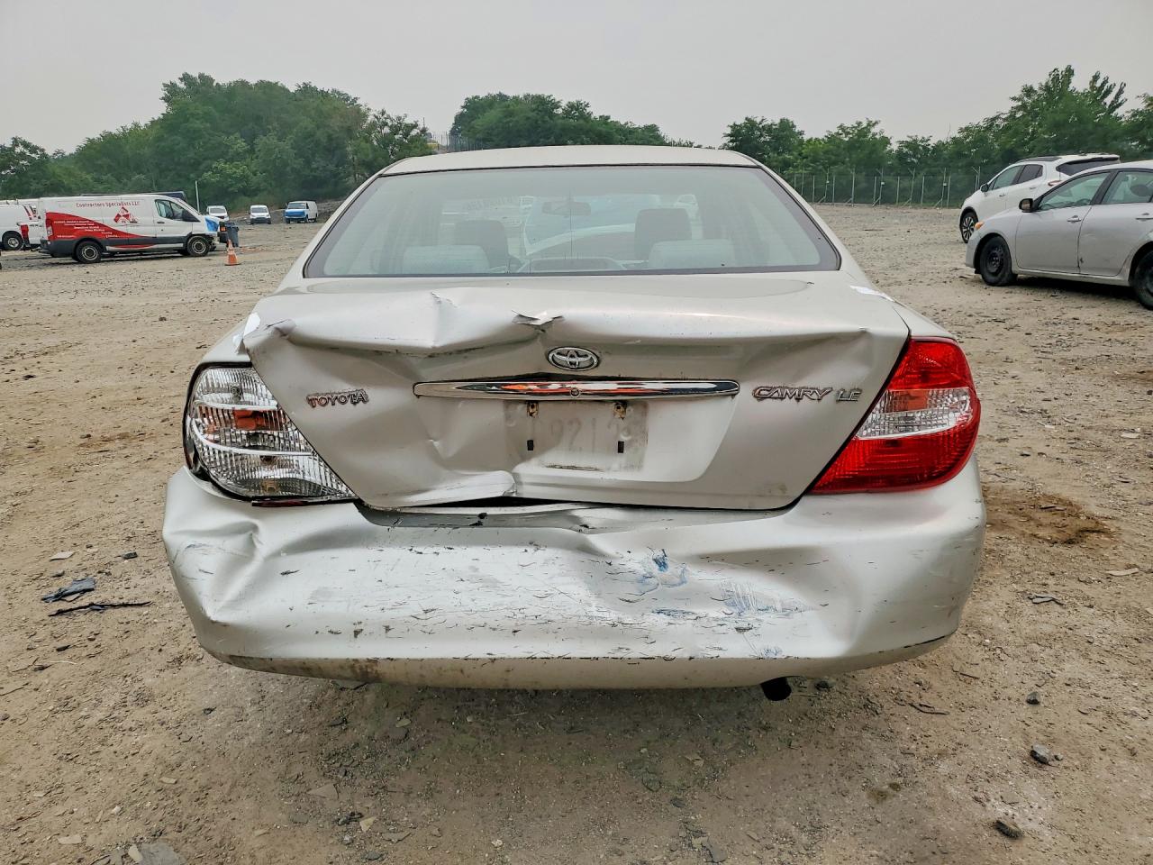2004 Toyota Camry Le Silver vin: 4T1BE32K14U847386