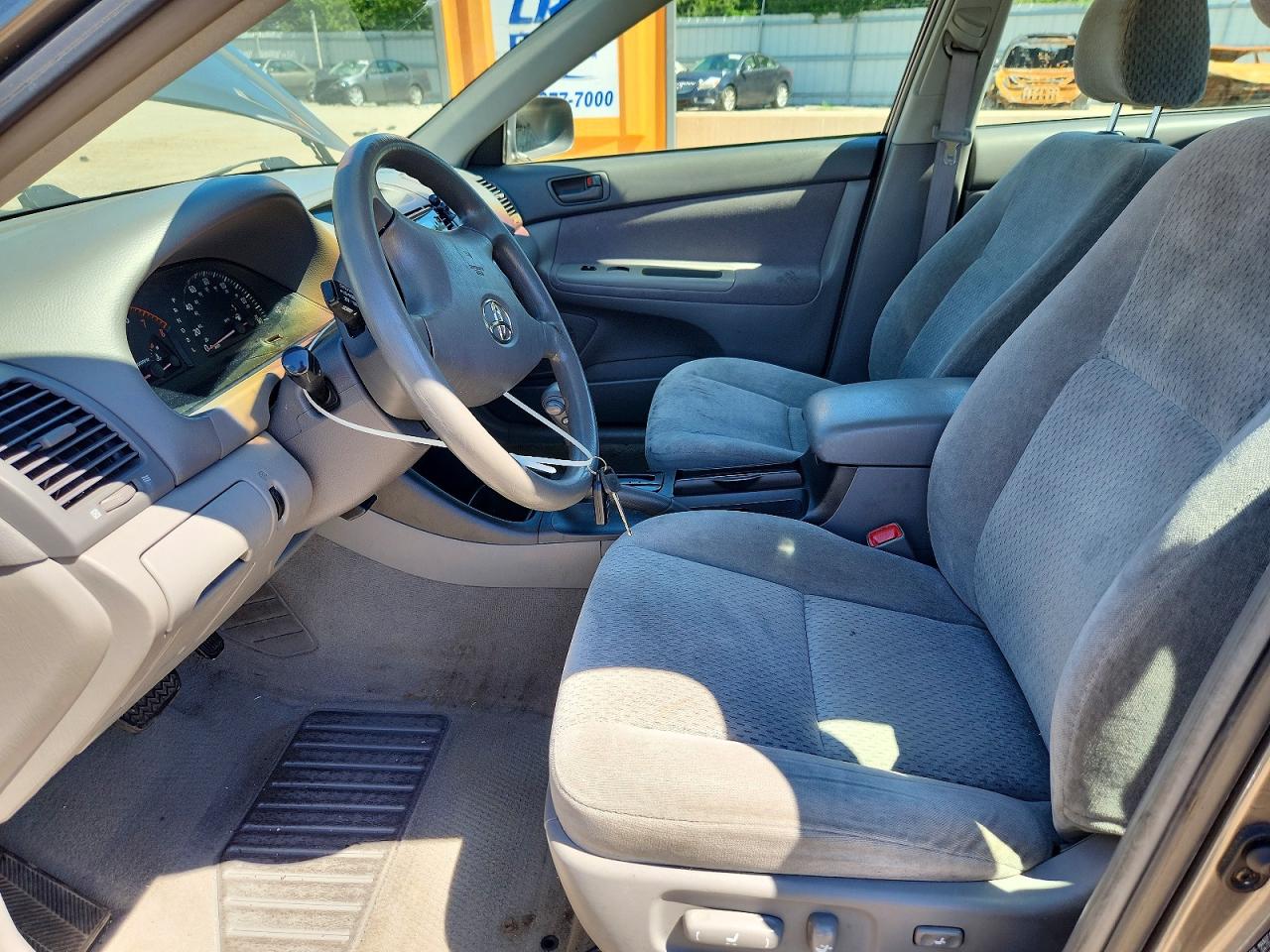 2004 Toyota Camry Le Коричневый vin: 4T1BE32K14U901382