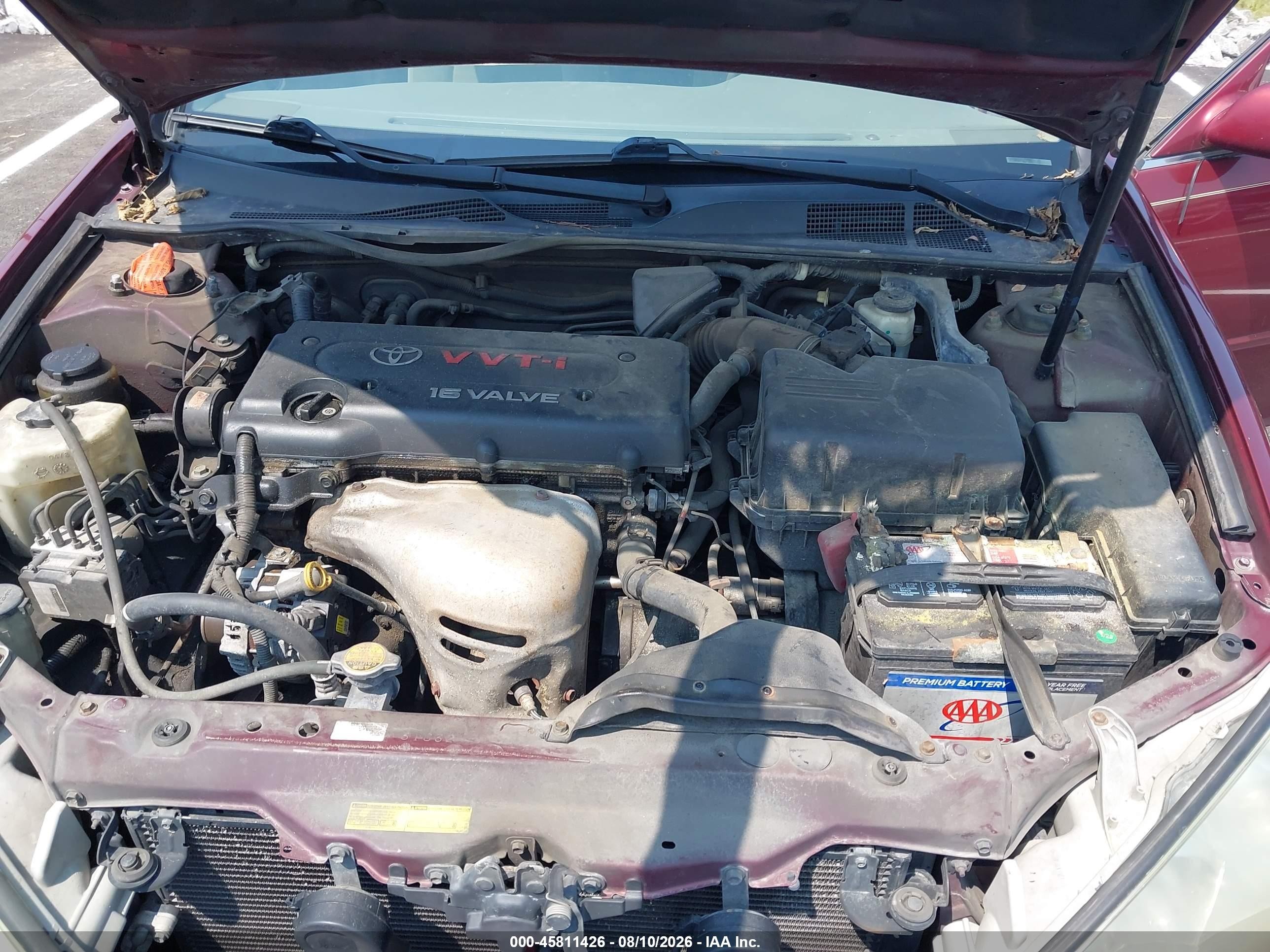 2005 Toyota Camry Le Red vin: 4T1BE32K15U044207