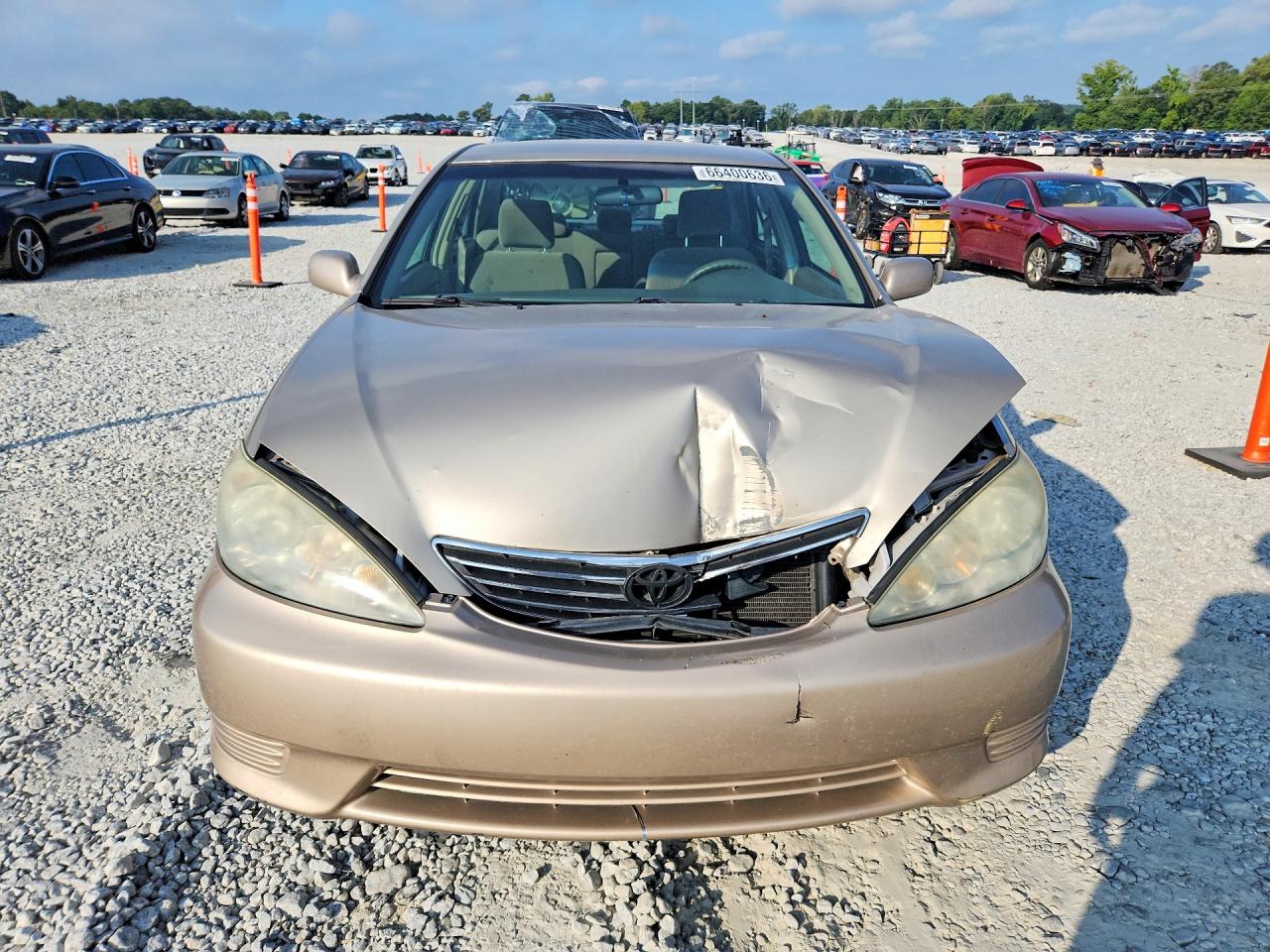 2005 Toyota Camry Le Beige vin: 4T1BE32K15U057961