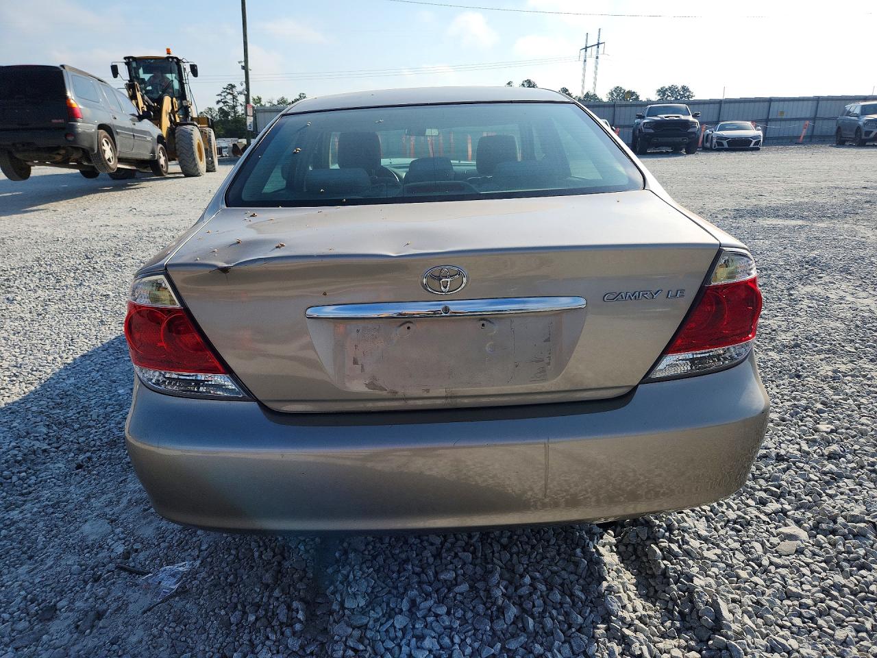 2005 Toyota Camry Le Beige vin: 4T1BE32K15U057961