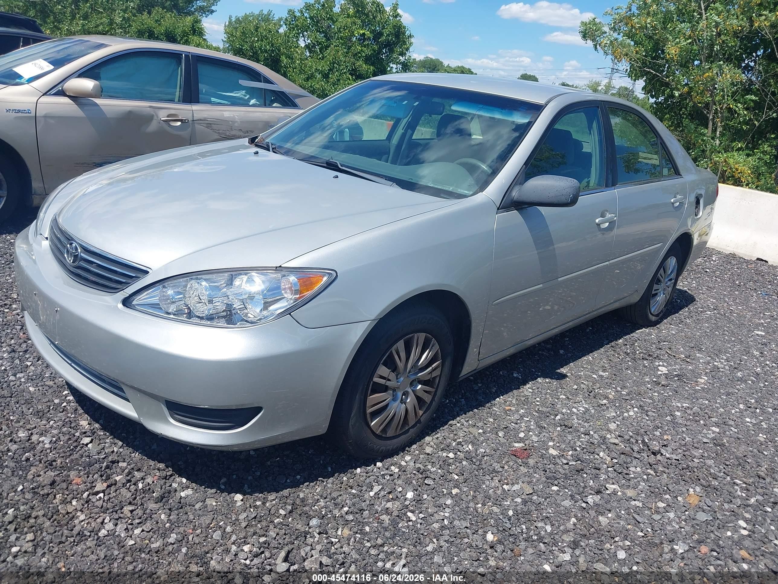 2005 Toyota Camry Std Gray vin: 4T1BE32K15U060357