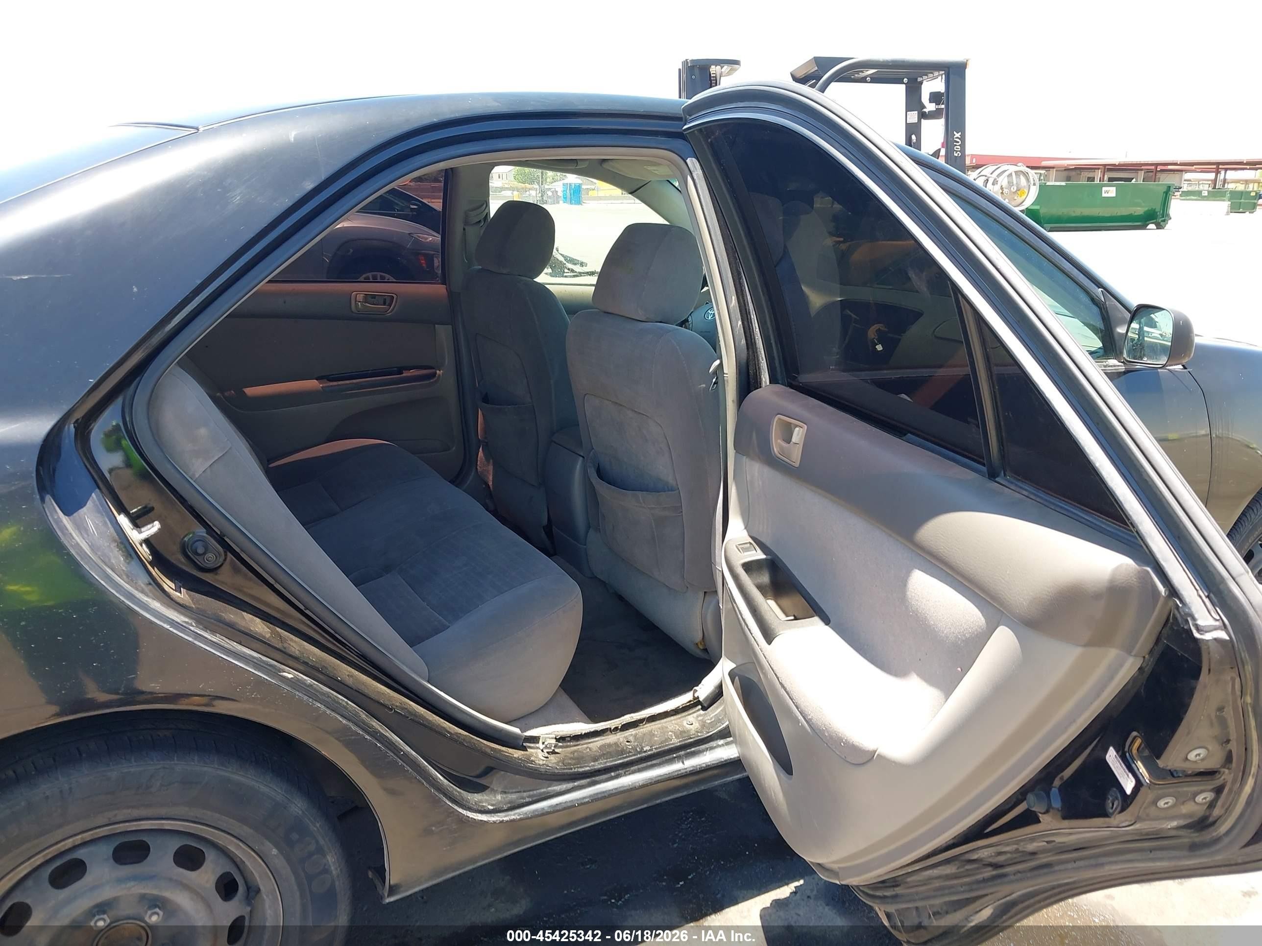 2005 Toyota Camry Std Black vin: 4T1BE32K15U061038
