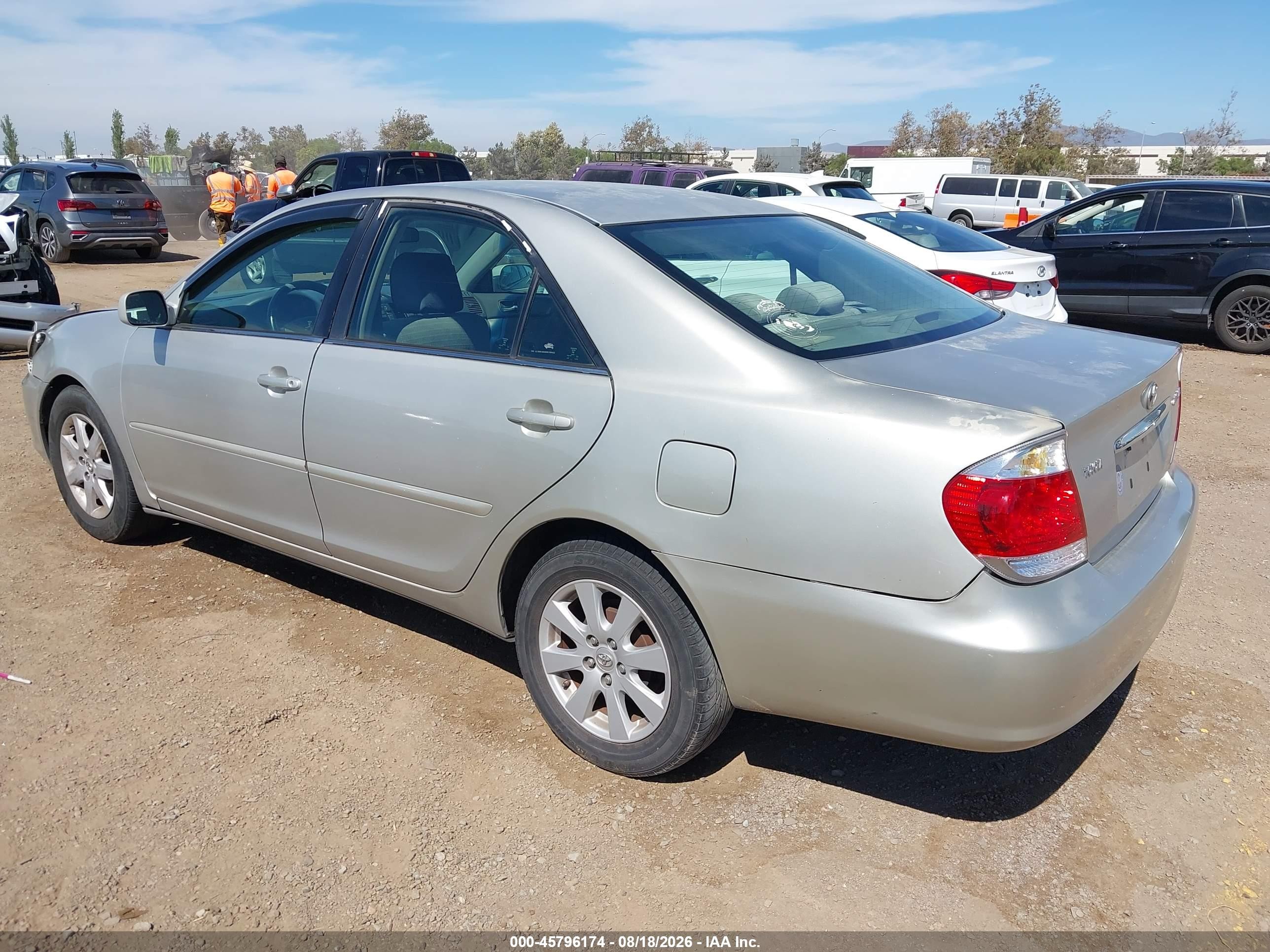 2005 Toyota Camry Le Gray vin: 4T1BE32K15U065879