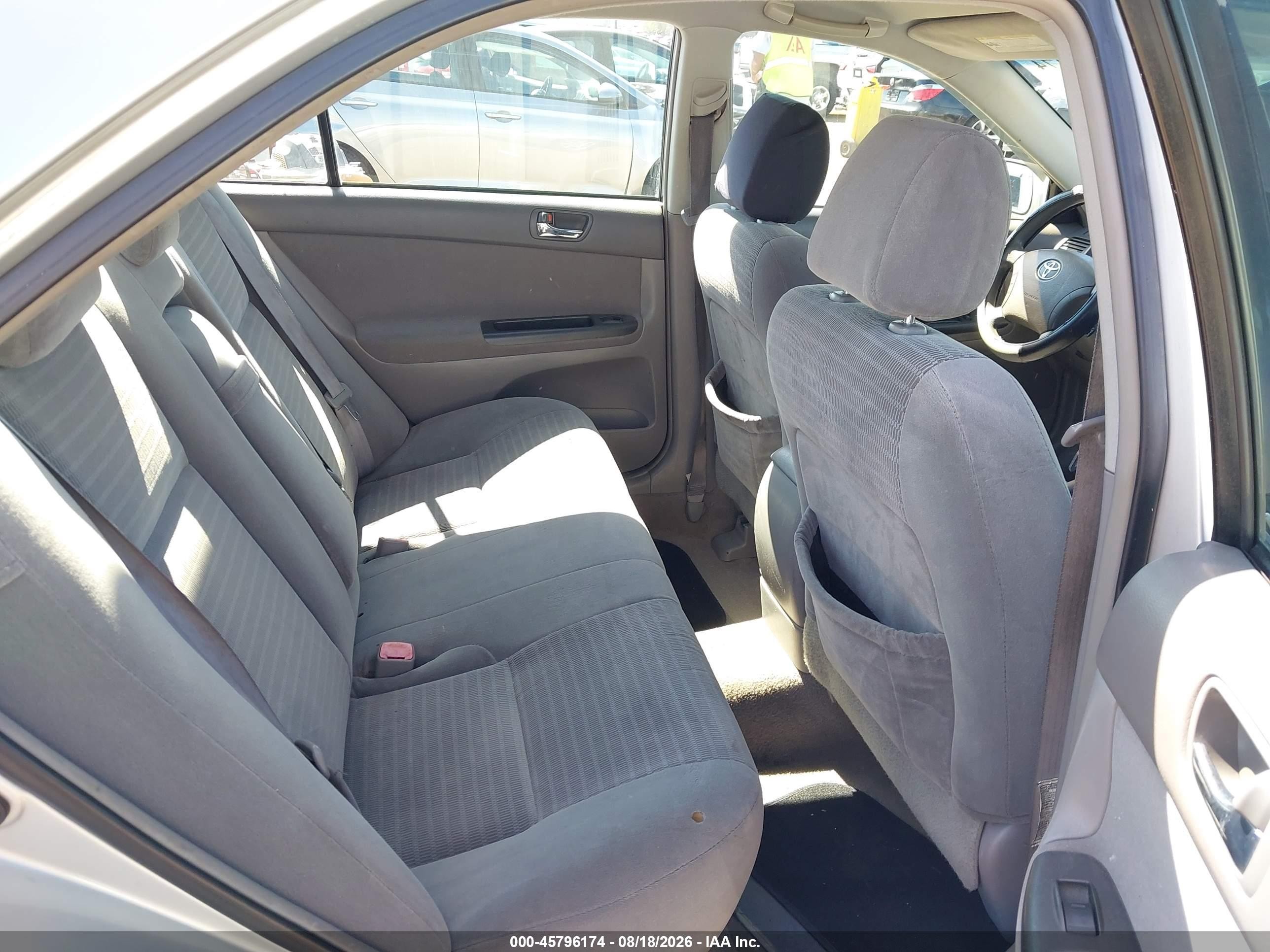 2005 Toyota Camry Le Gray vin: 4T1BE32K15U065879