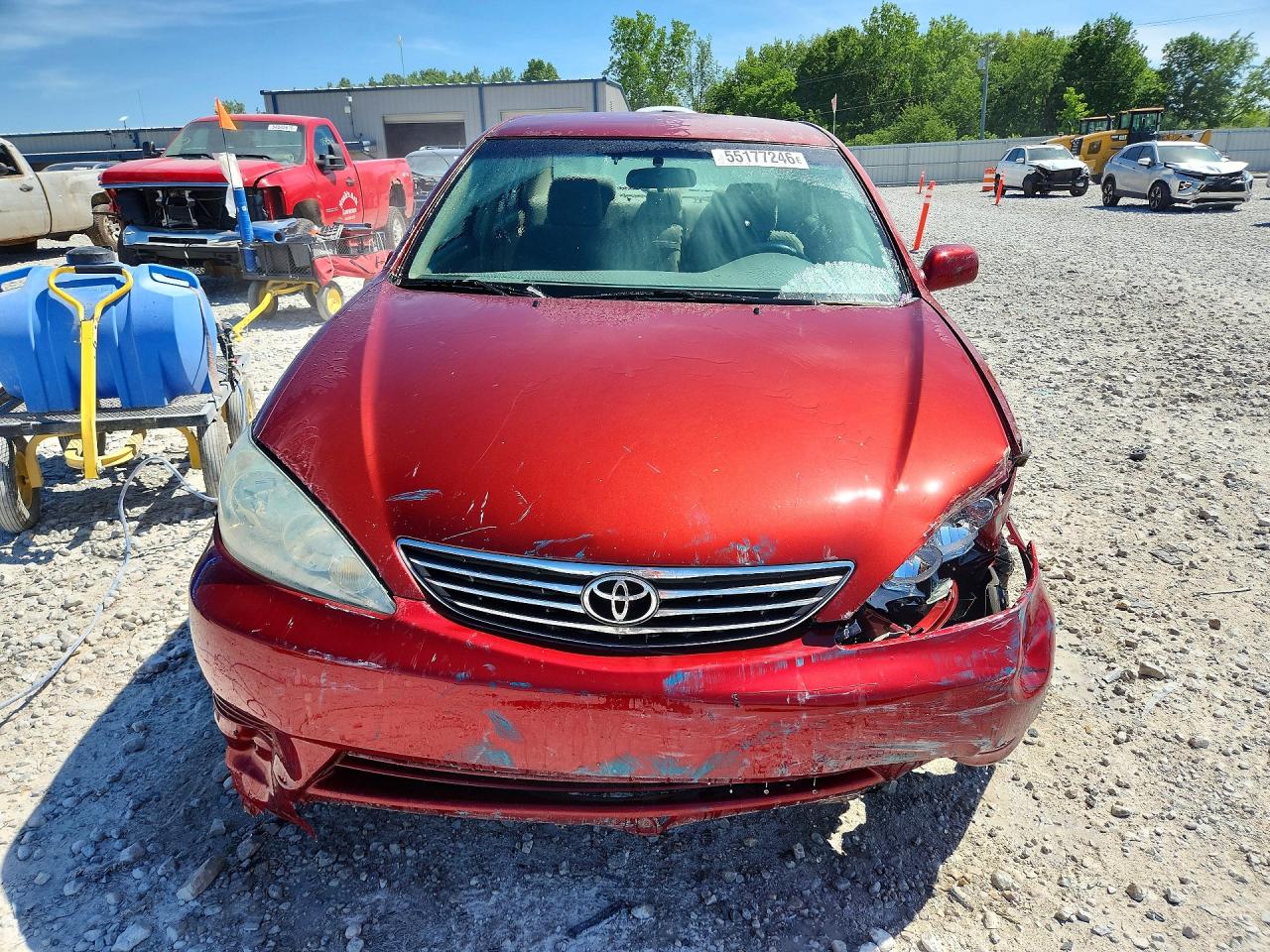 2005 Toyota Camry Le Red vin: 4T1BE32K15U072623