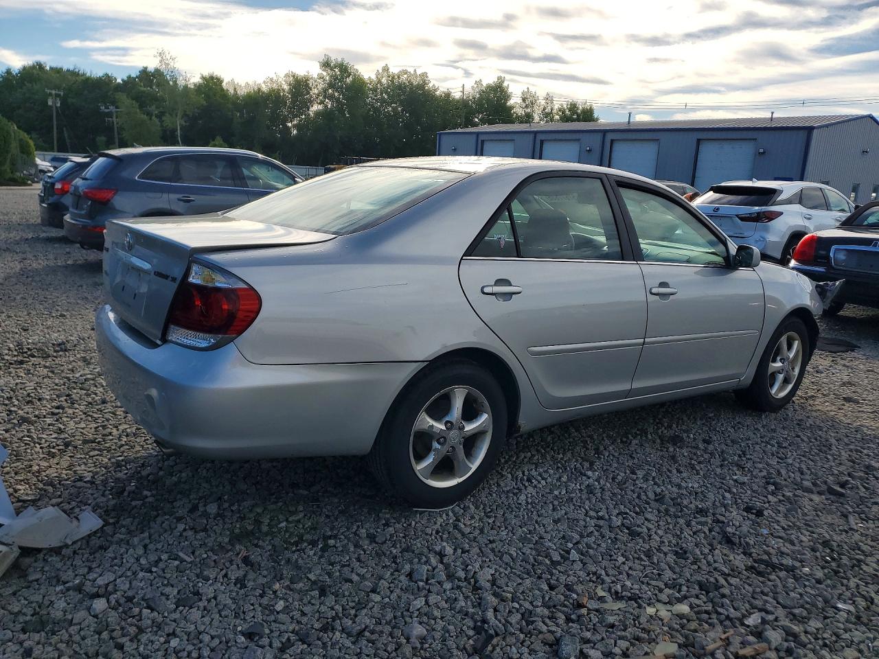 2005 Toyota Camry Se Silver vin: 4T1BE32K15U092242