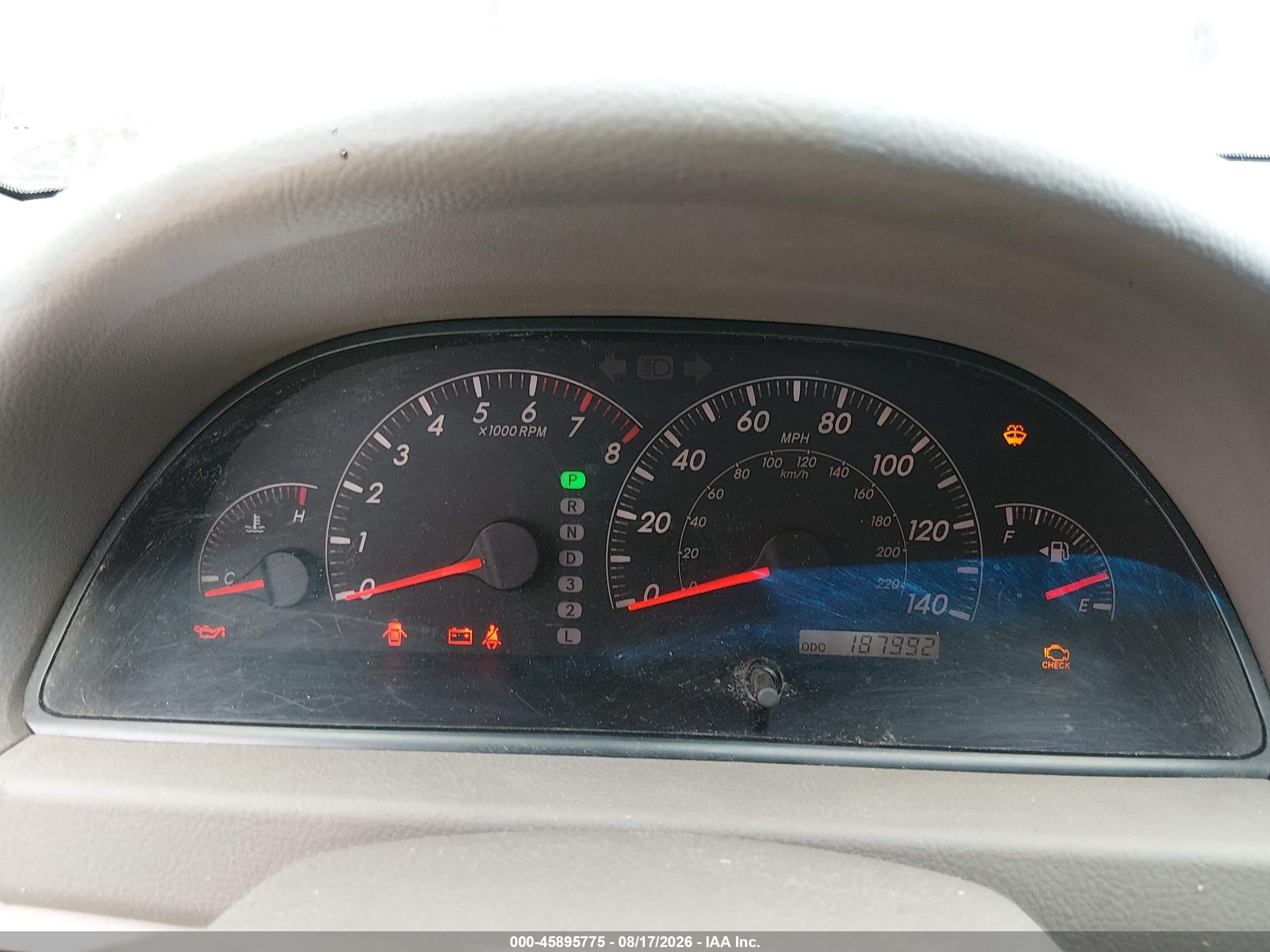 2005 Toyota Camry Le Burgundy vin: 4T1BE32K15U097621