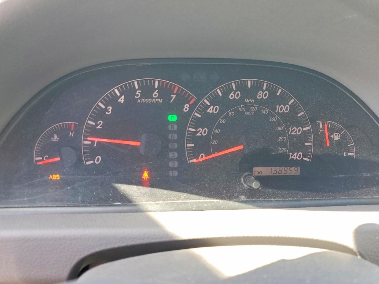 2005 Toyota Camry Le Белый vin: 4T1BE32K15U397904