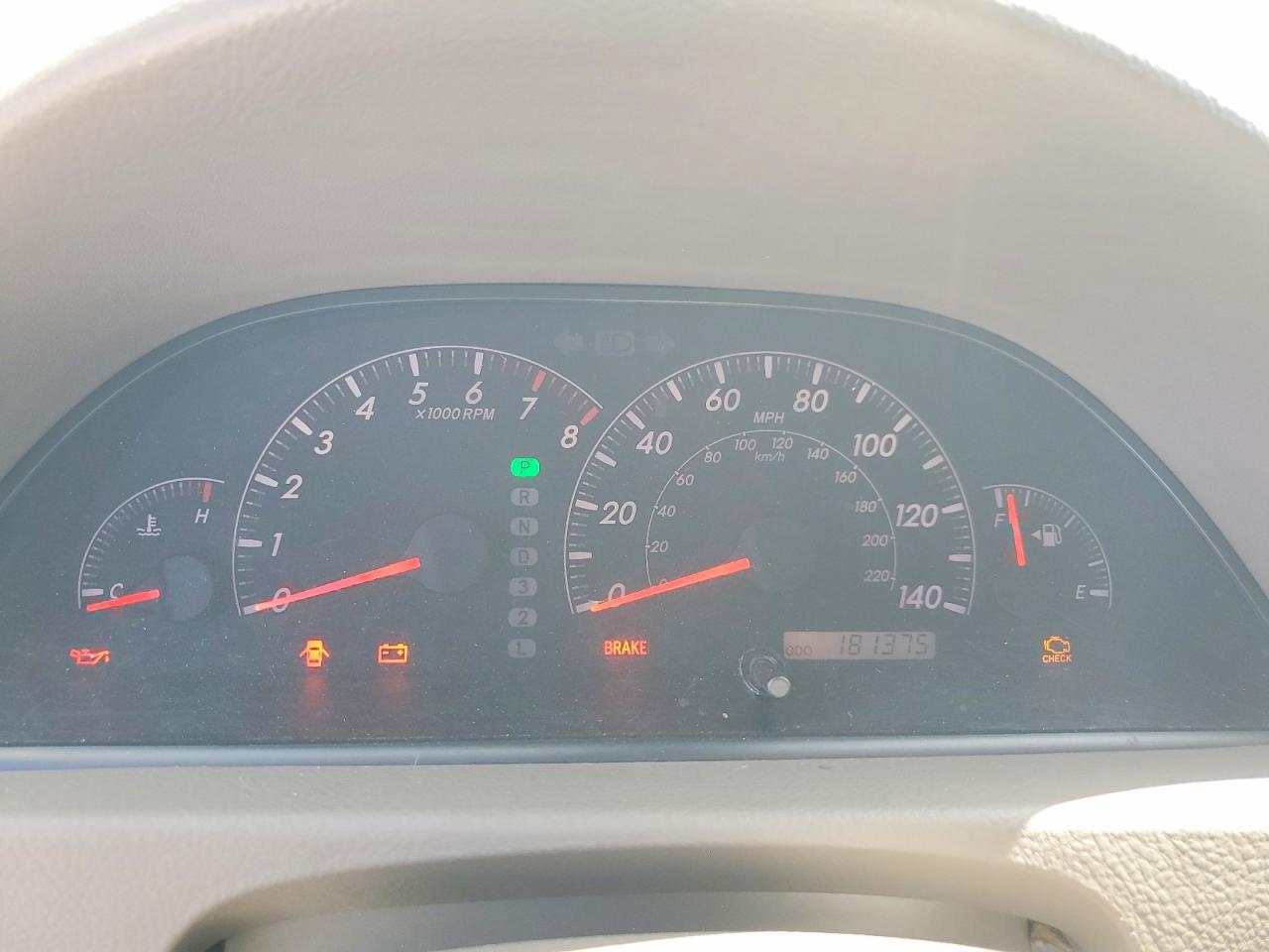 2005 Toyota Camry Le White vin: 4T1BE32K15U404284