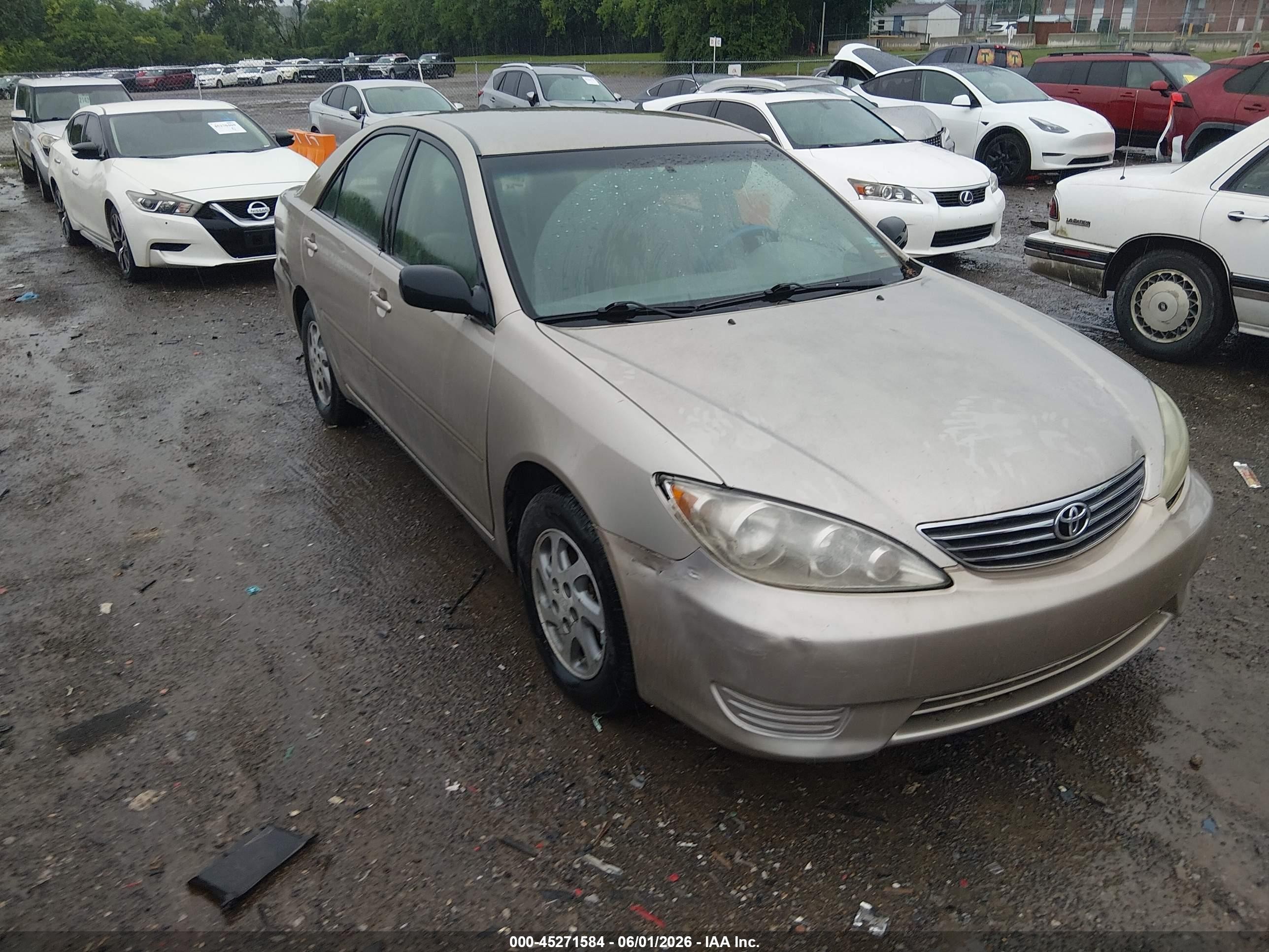 4T1BE32K15U419075