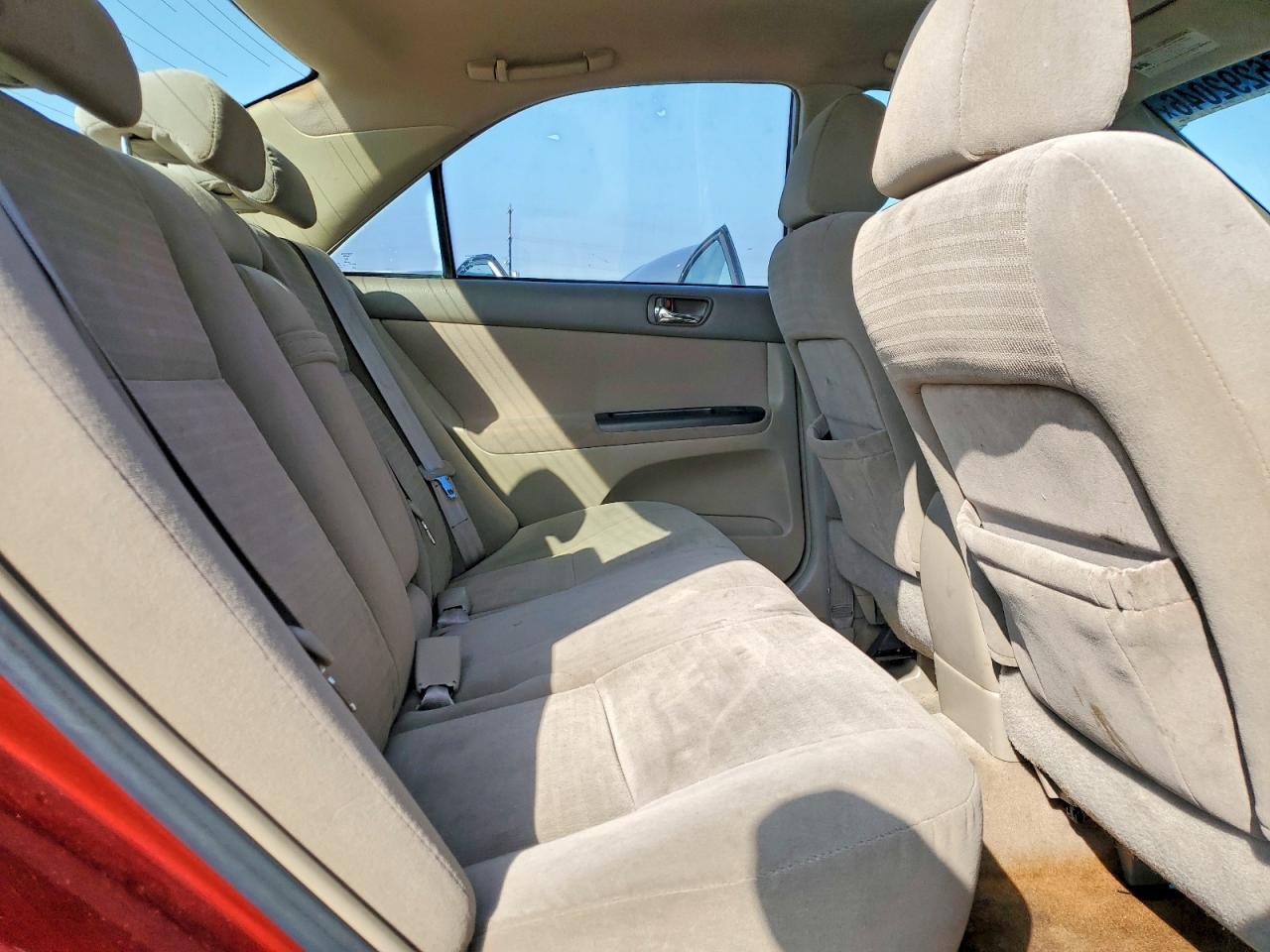 2005 Toyota Camry Le Burgundy vin: 4T1BE32K15U429959