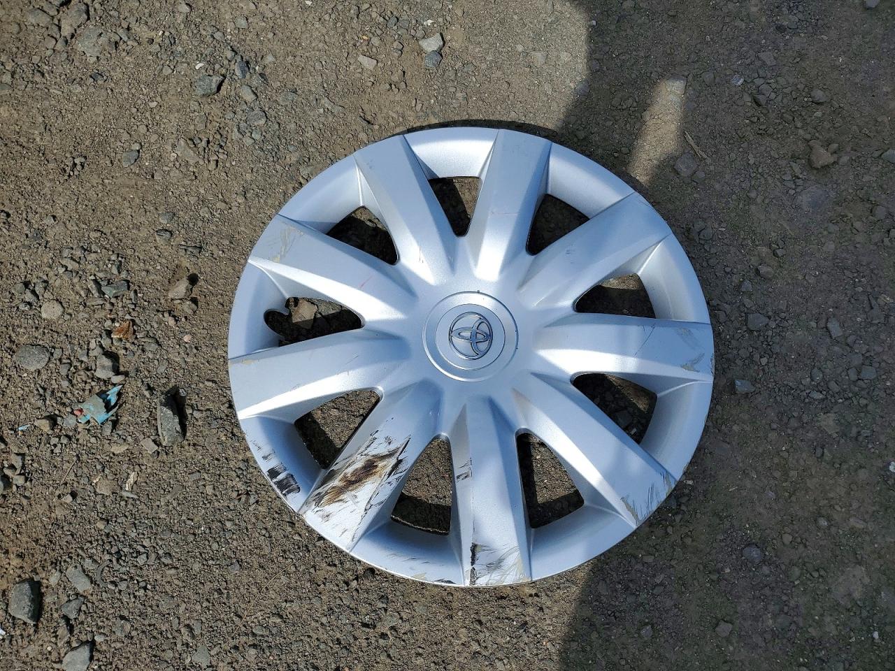 2005 Toyota Camry Le Серый vin: 4T1BE32K15U503736