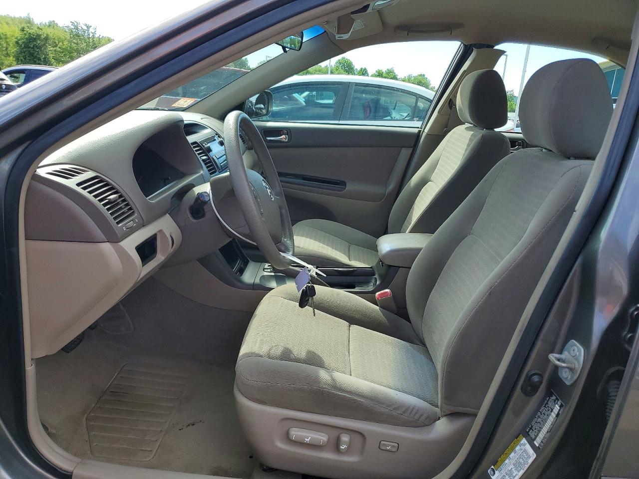 2005 Toyota Camry Le Серый vin: 4T1BE32K15U503736