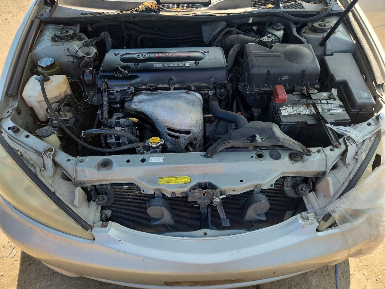 2005 Toyota Camry Le Silver vin: 4T1BE32K15U513103