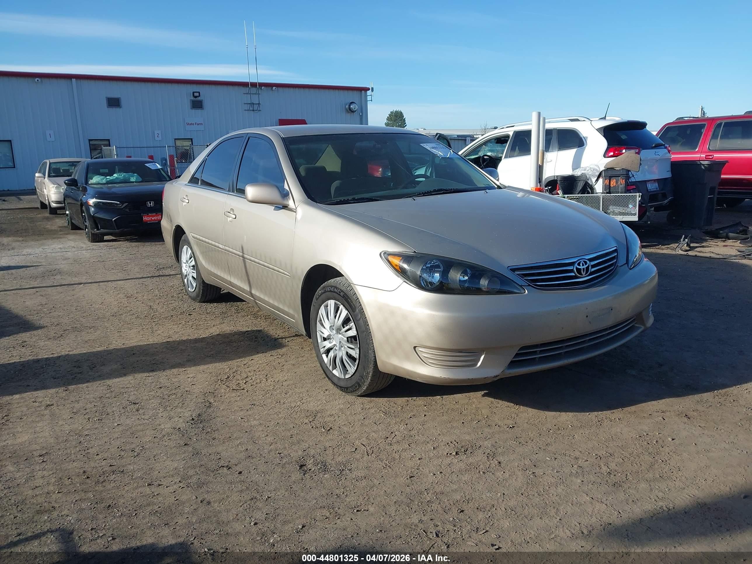 4T1BE32K15U522299