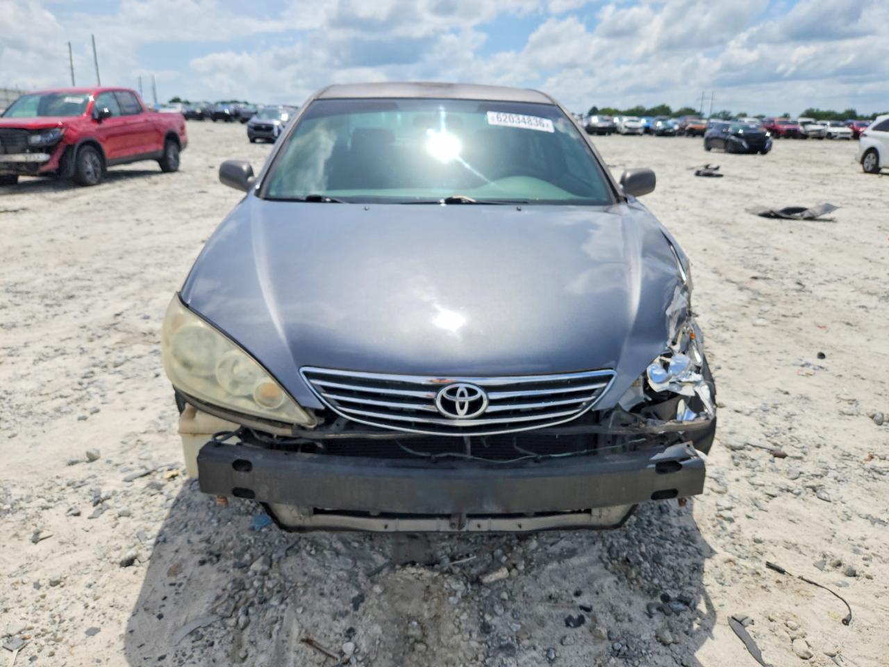 2005 Toyota Camry Le Gray vin: 4T1BE32K15U575035