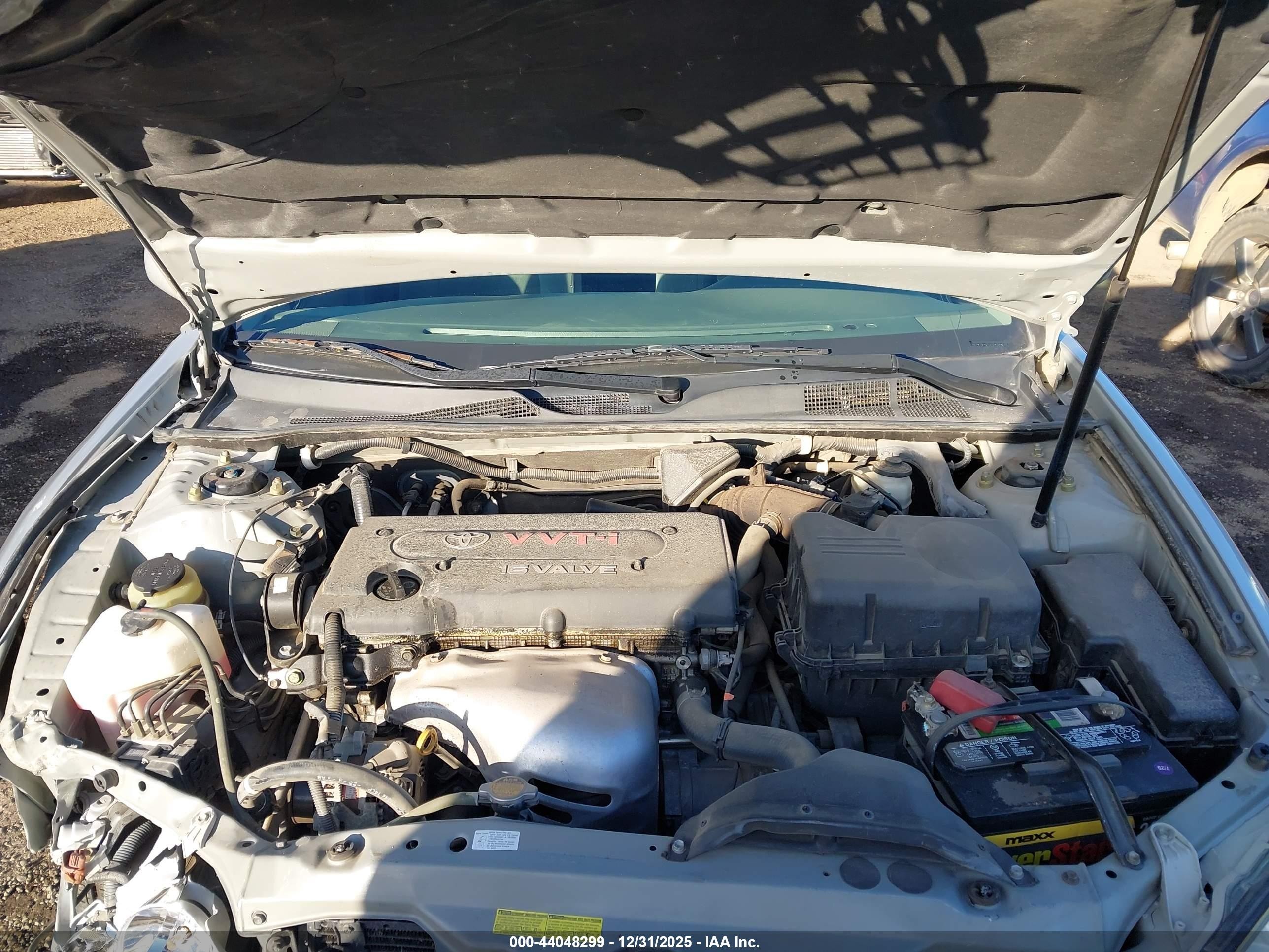 2005 Toyota Camry Le Silver vin: 4T1BE32K15U591283