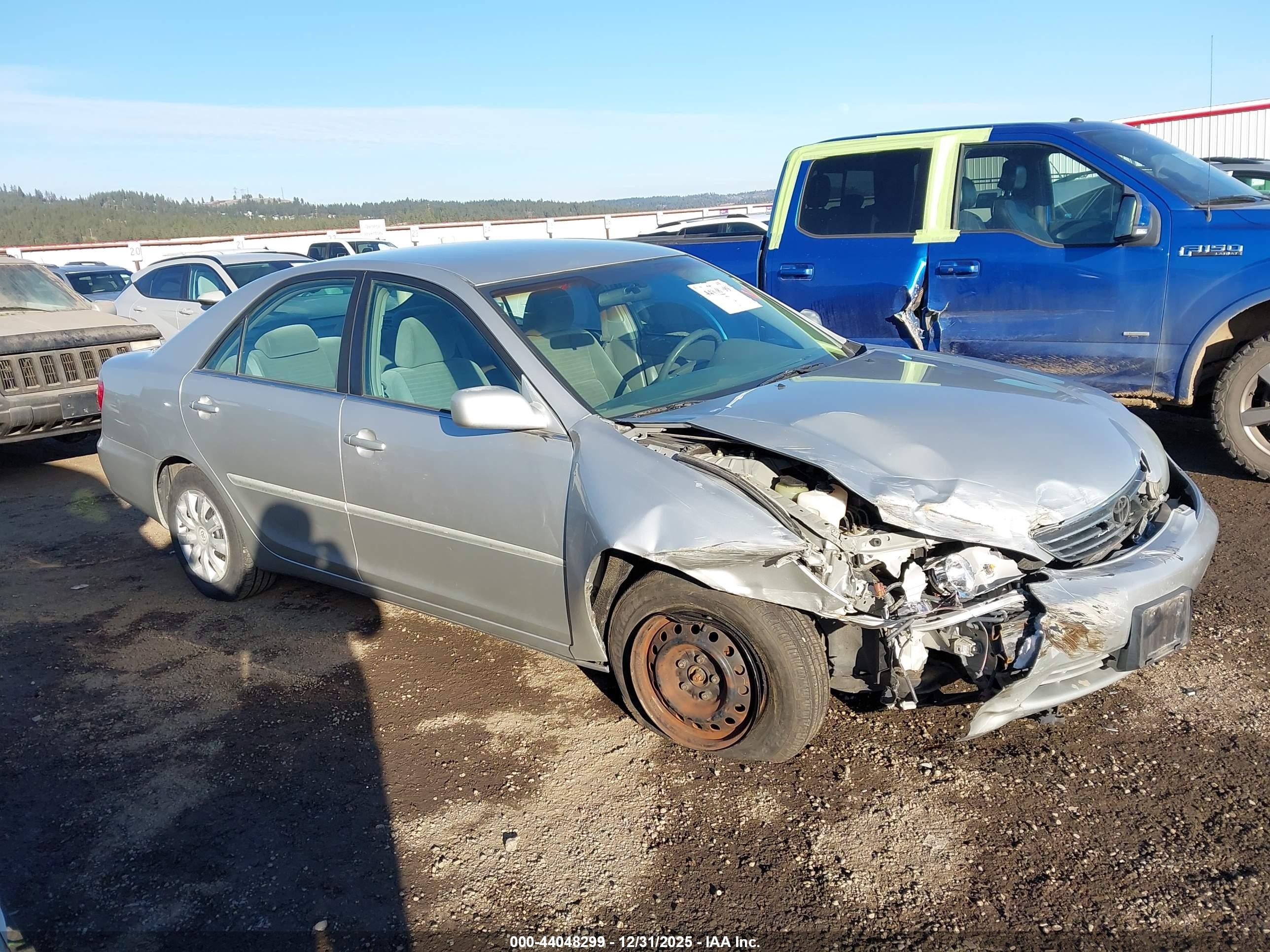 2005 Toyota Camry Le Silver vin: 4T1BE32K15U591283