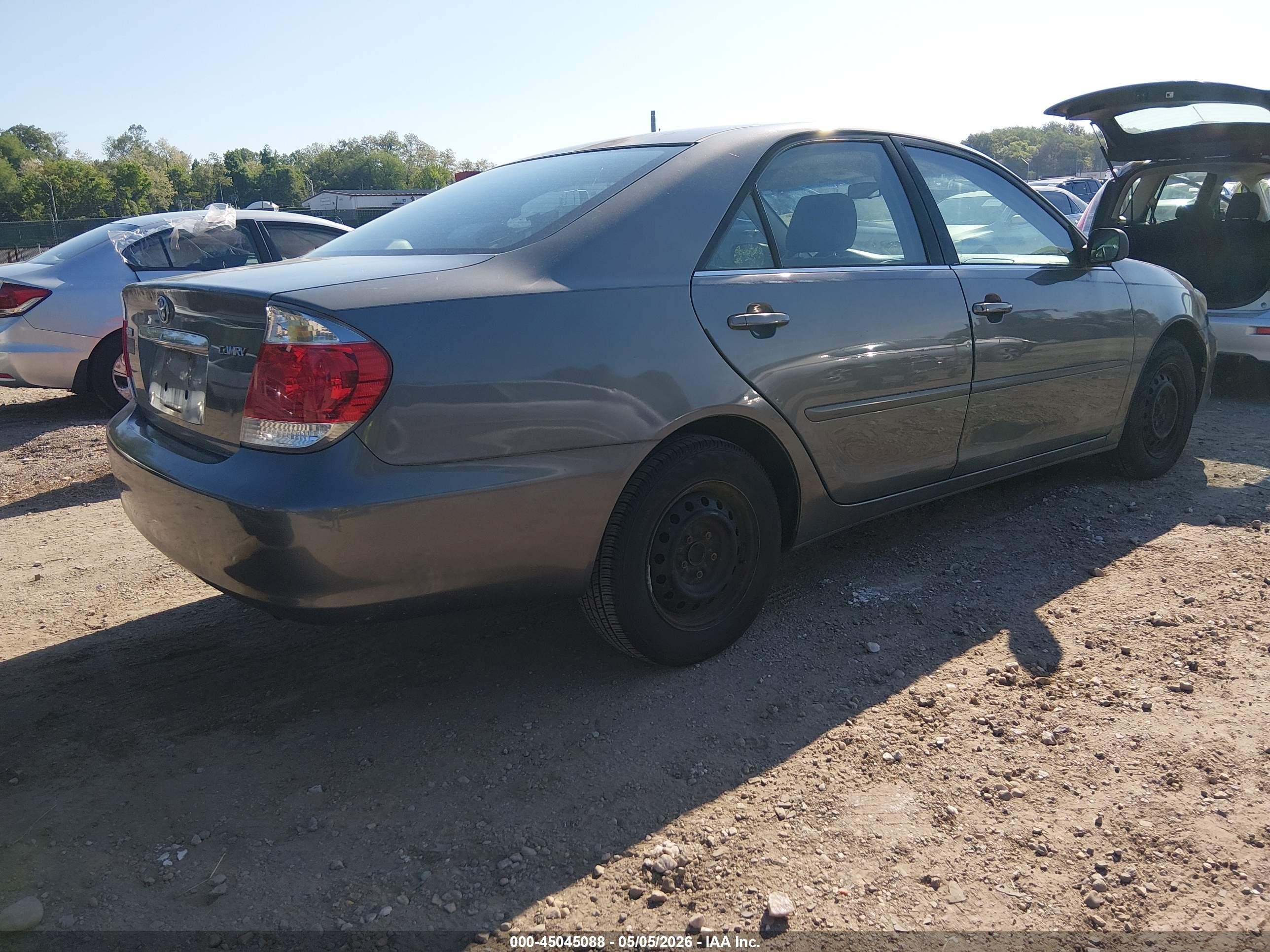 2005 Toyota Camry Std Серый vin: 4T1BE32K15U594586