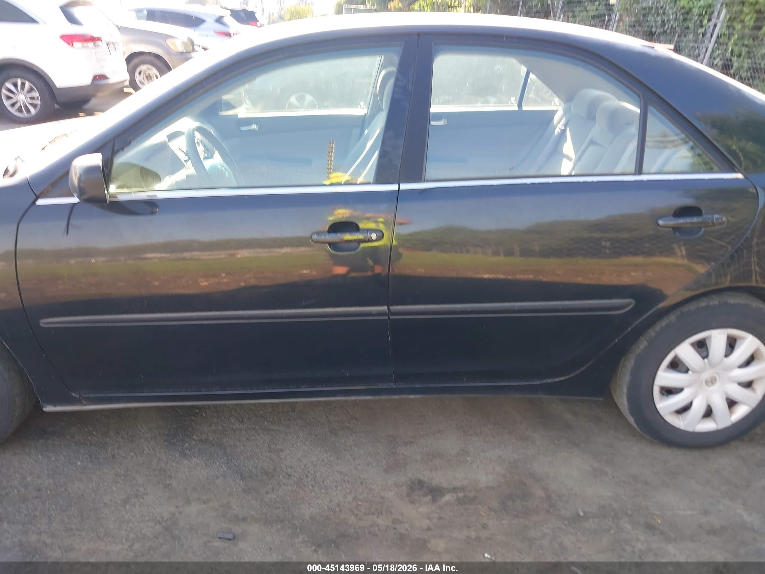 2005 Toyota Camry Le Black vin: 4T1BE32K15U595172