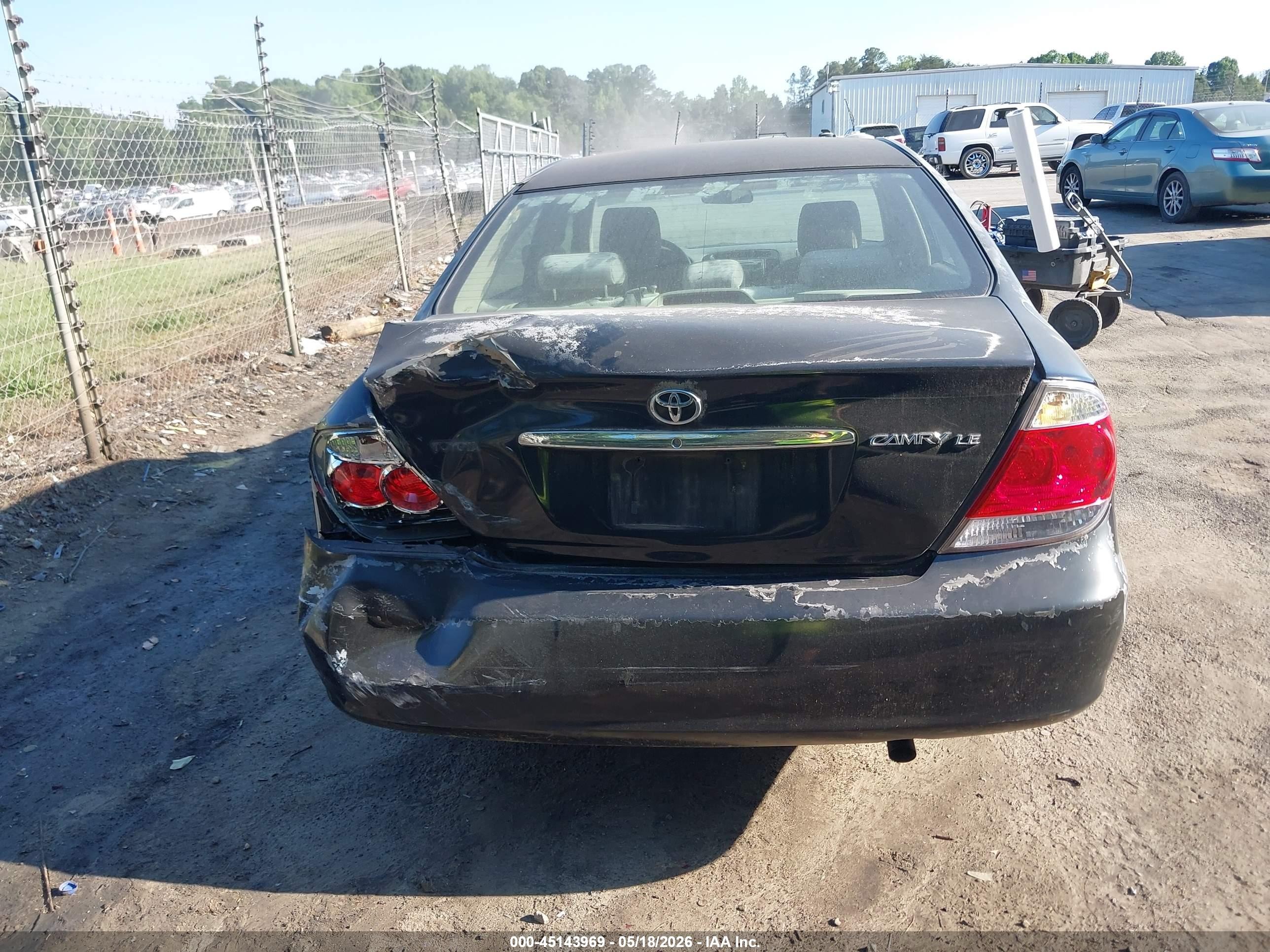 2005 Toyota Camry Le Black vin: 4T1BE32K15U595172