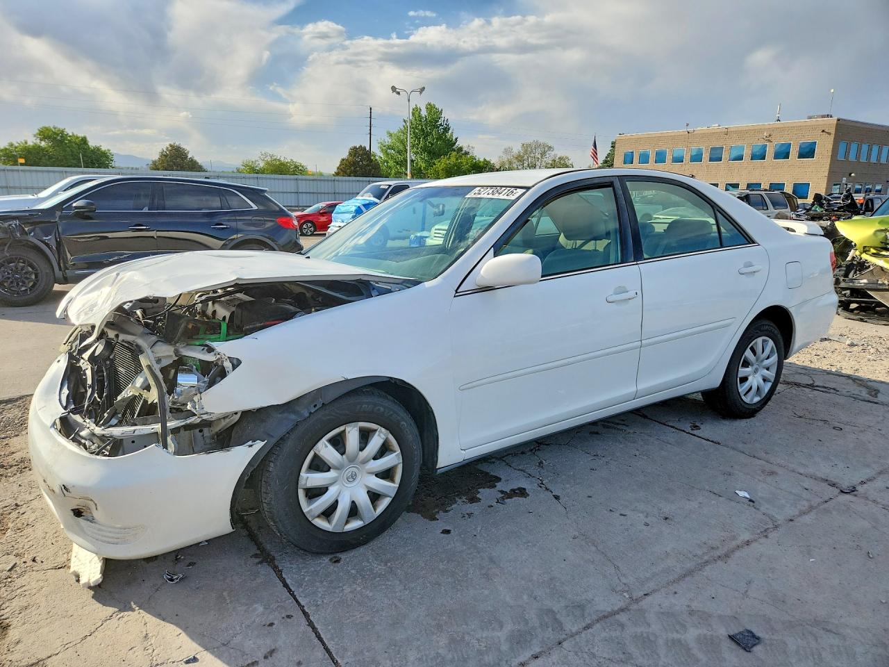 4T1BE32K15U628607