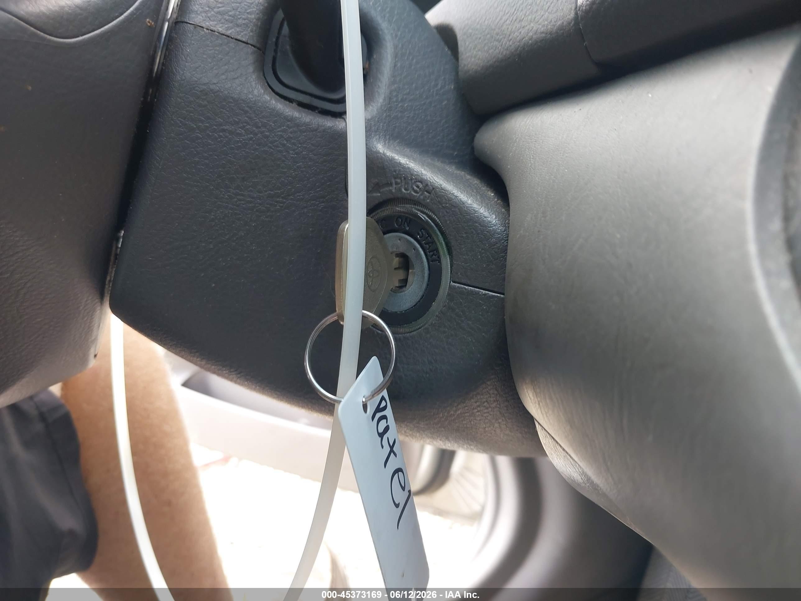2005 Toyota Camry Std Silver vin: 4T1BE32K15U954617