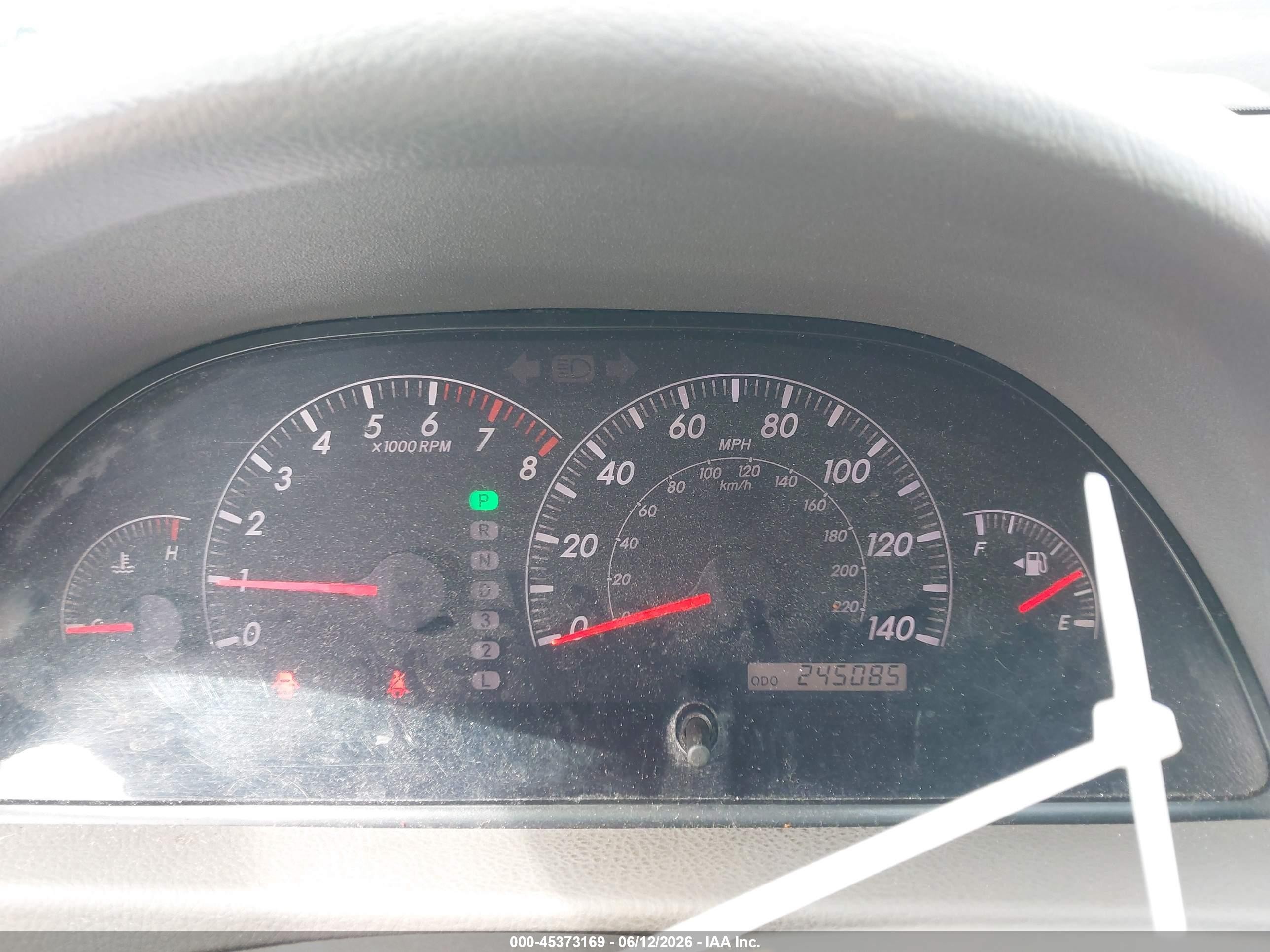 2005 Toyota Camry Std Silver vin: 4T1BE32K15U954617