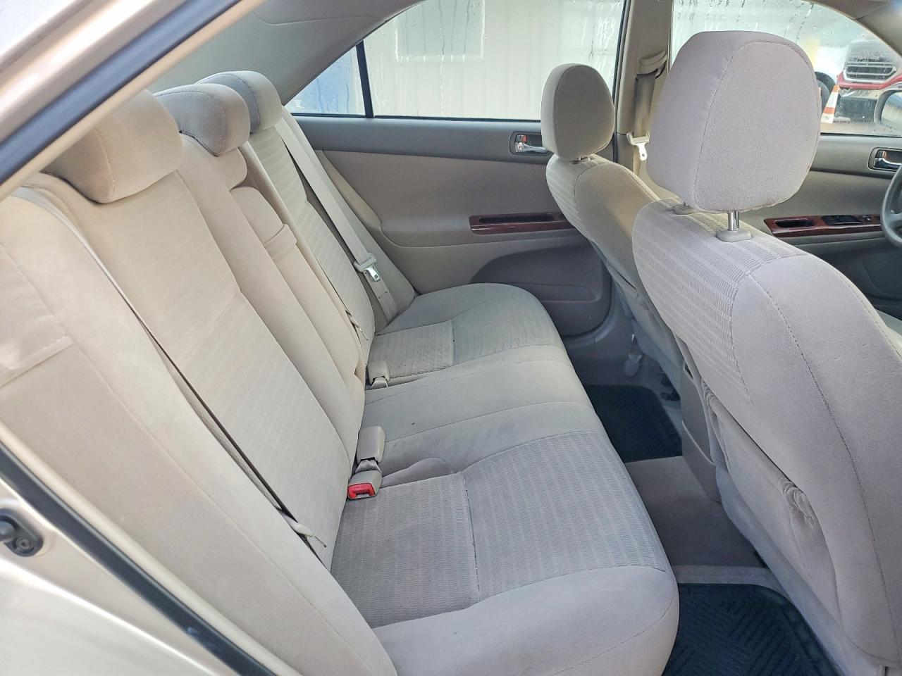2005 Toyota Camry Xle Gold vin: 4T1BE32K15U989125