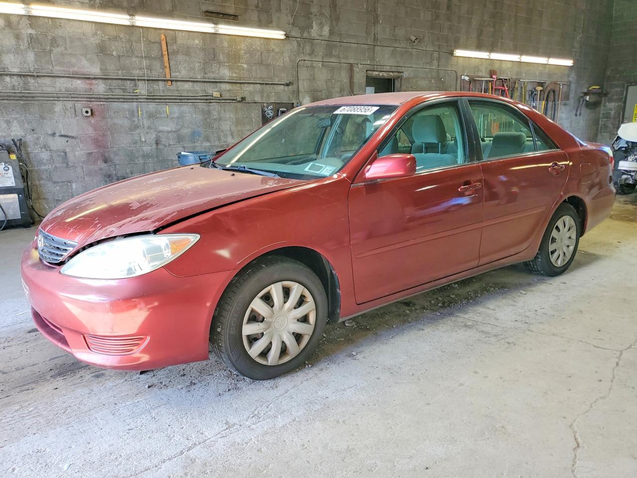 2006 Toyota Camry Le Burgundy vin: 4T1BE32K16U116802