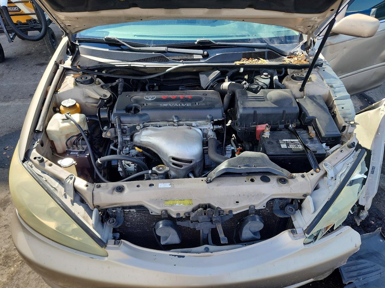 2006 Toyota Camry Le Золотой vin: 4T1BE32K16U150223