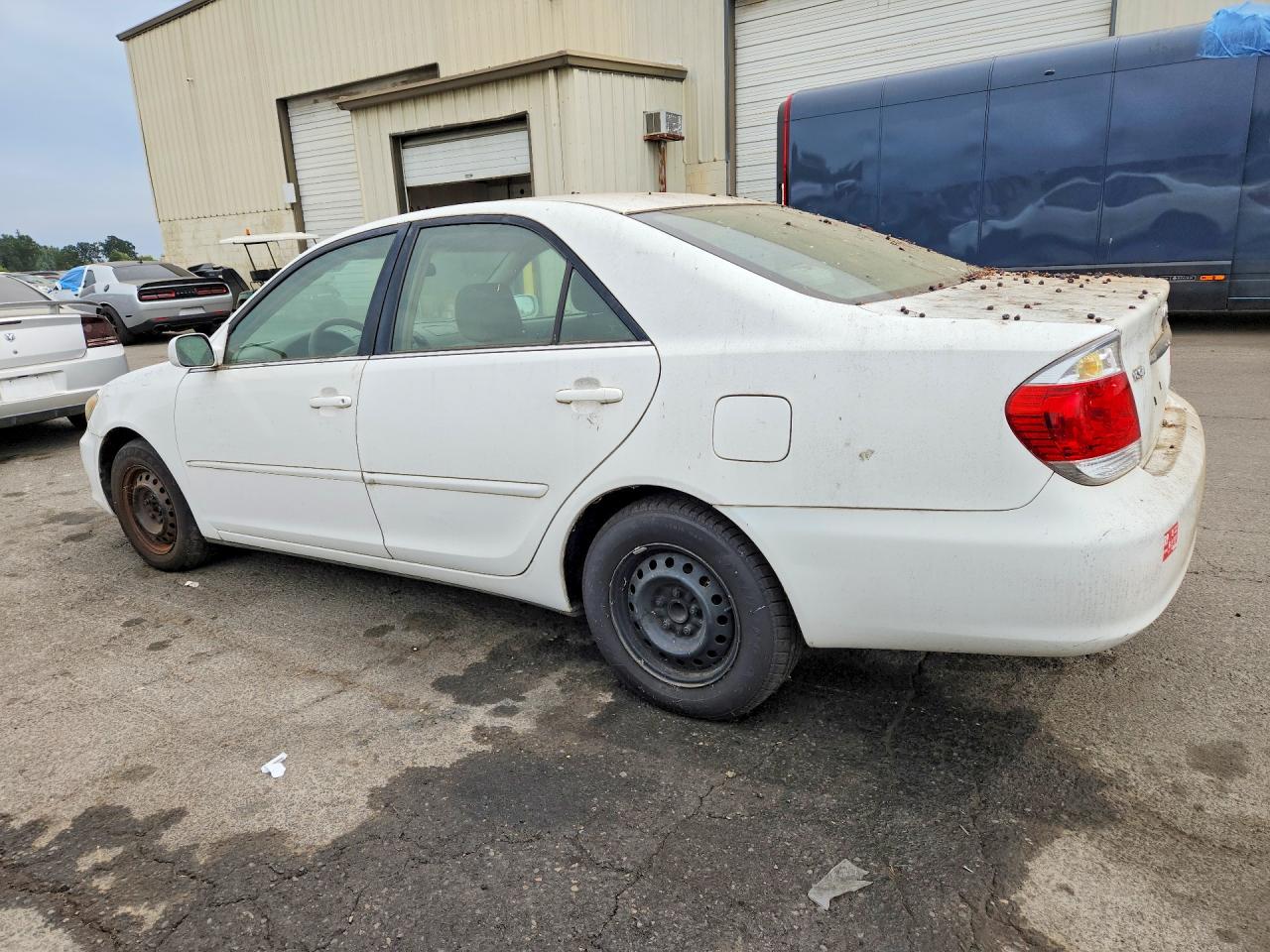 2006 Toyota Camry Le White vin: 4T1BE32K16U648941