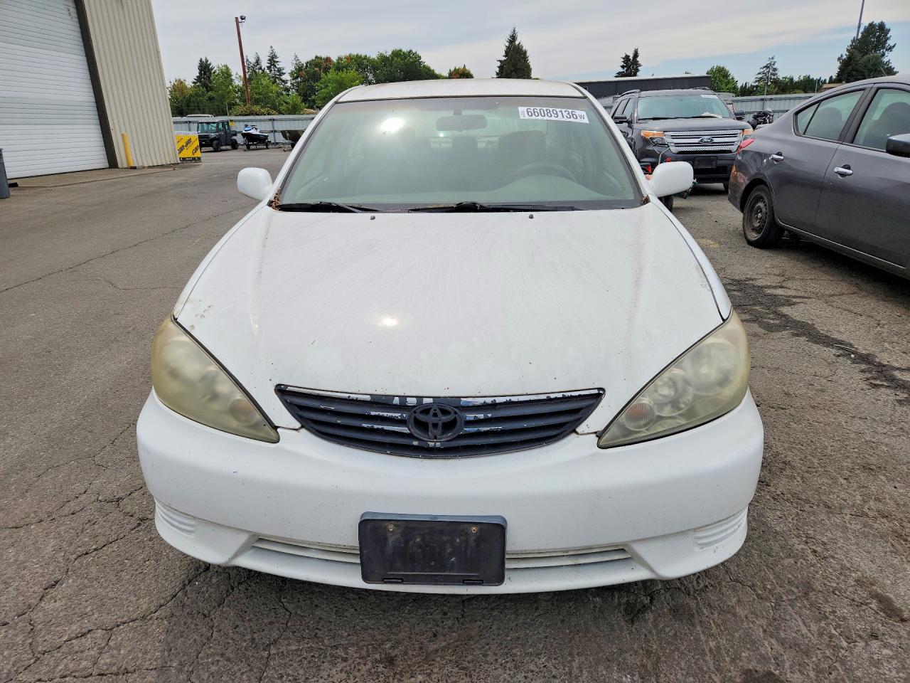 2006 Toyota Camry Le White vin: 4T1BE32K16U648941